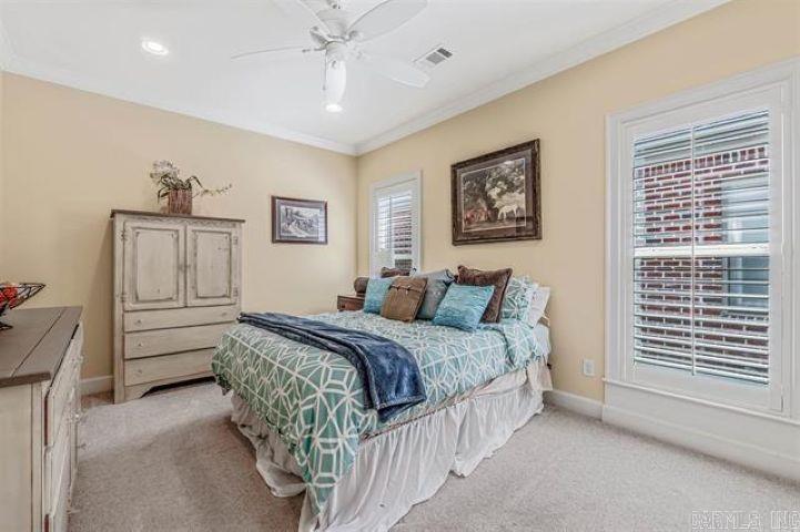 19 Bishop  Little Rock, AR