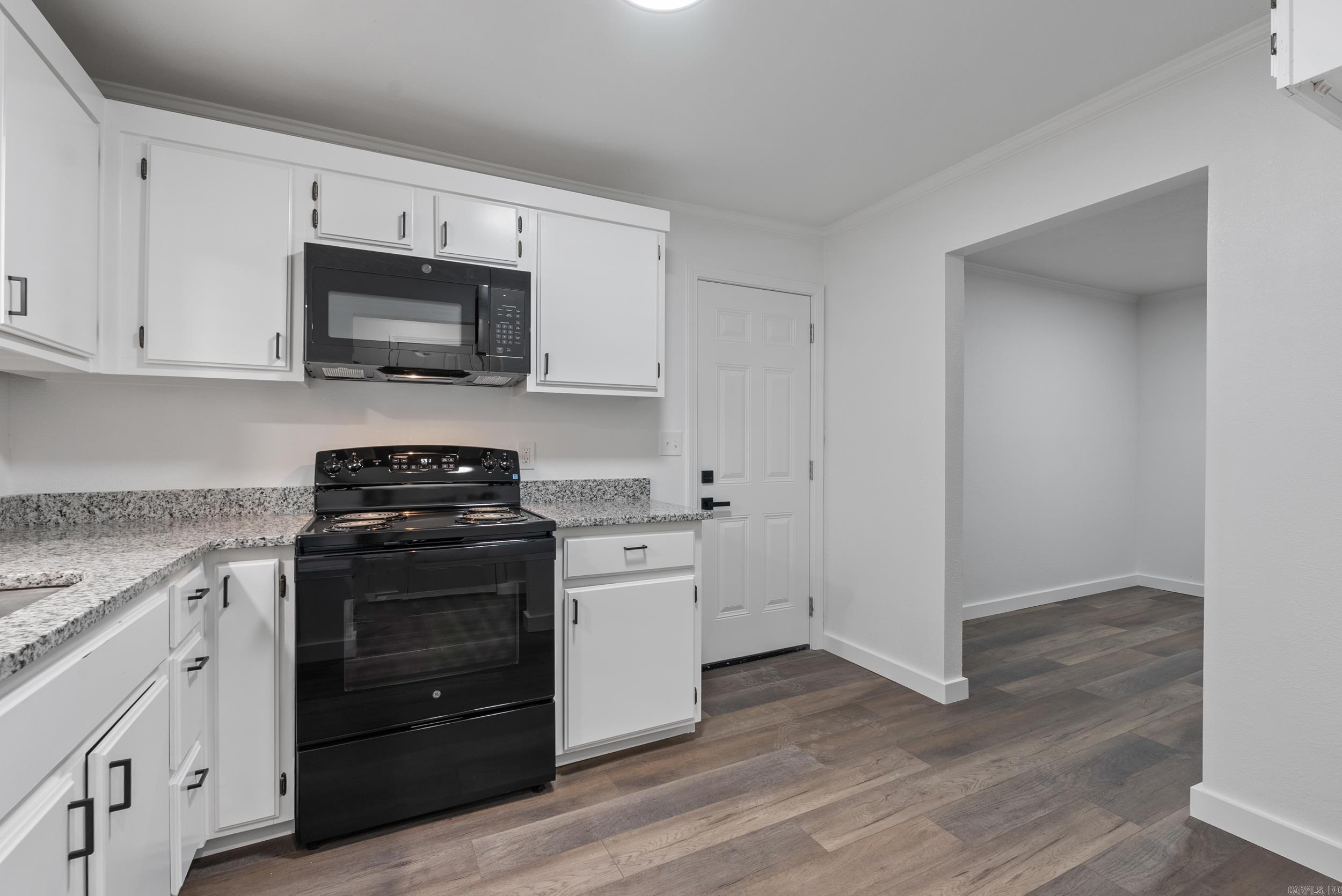 2412 Linwood  Newport, AR