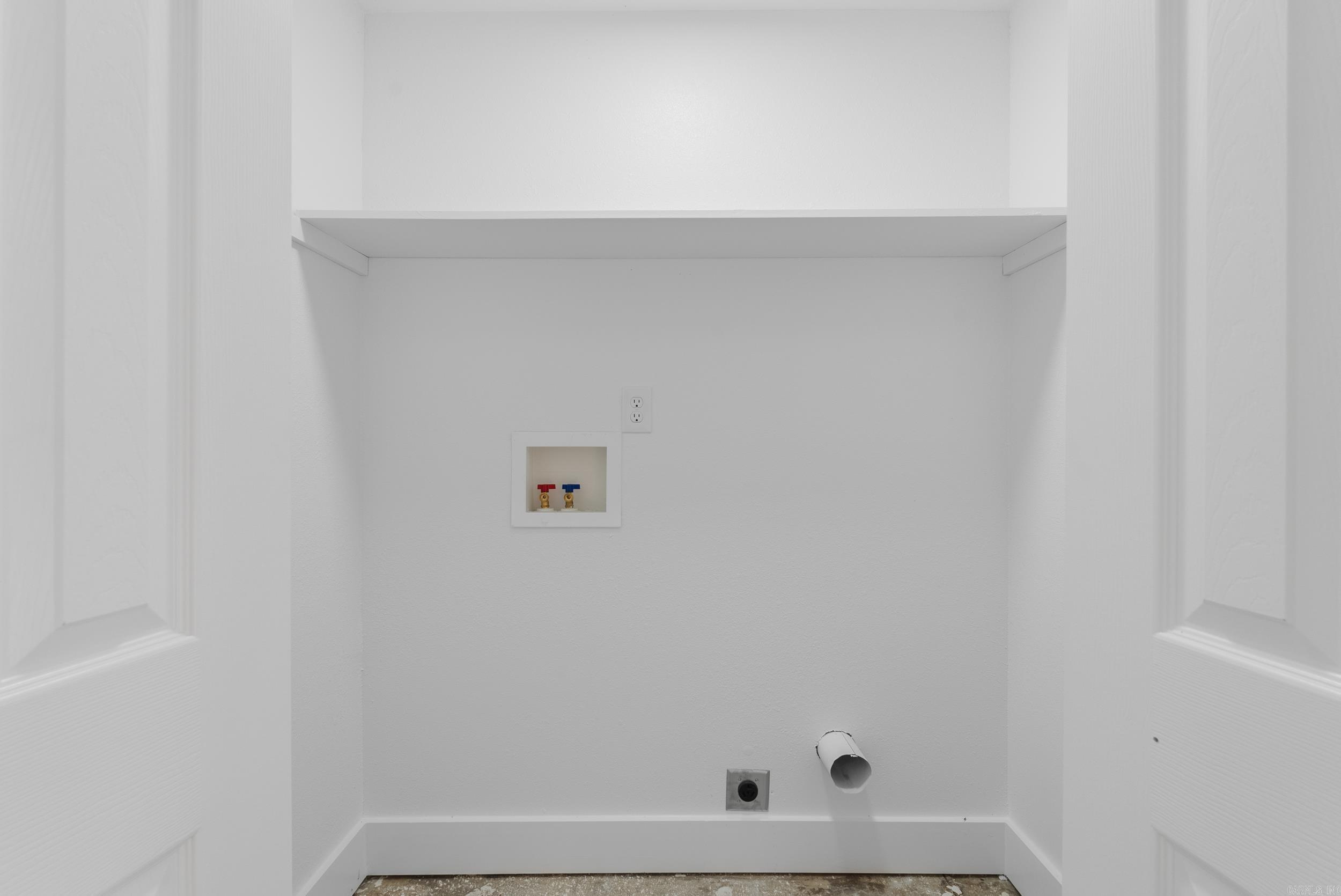 2412 Linwood  Newport, AR