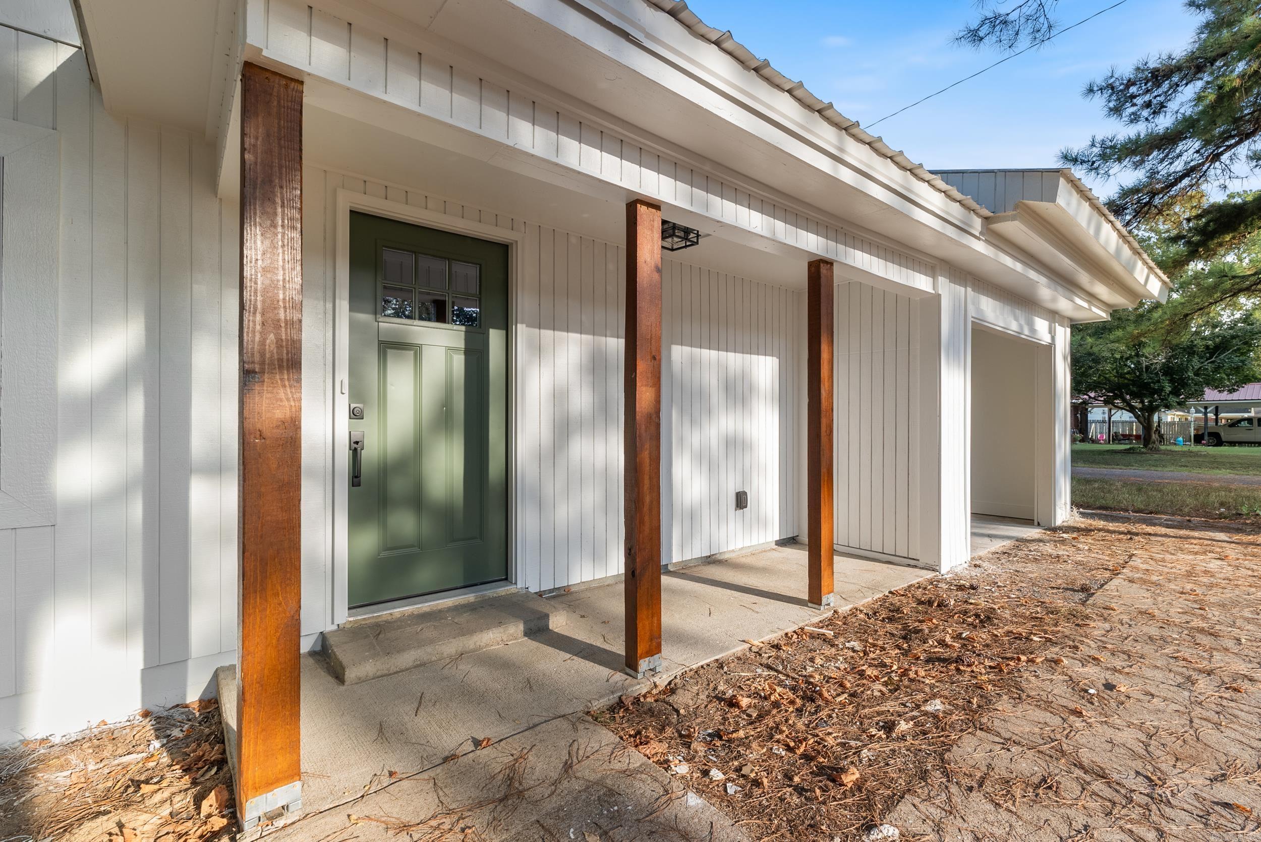 2412 Linwood  Newport, AR