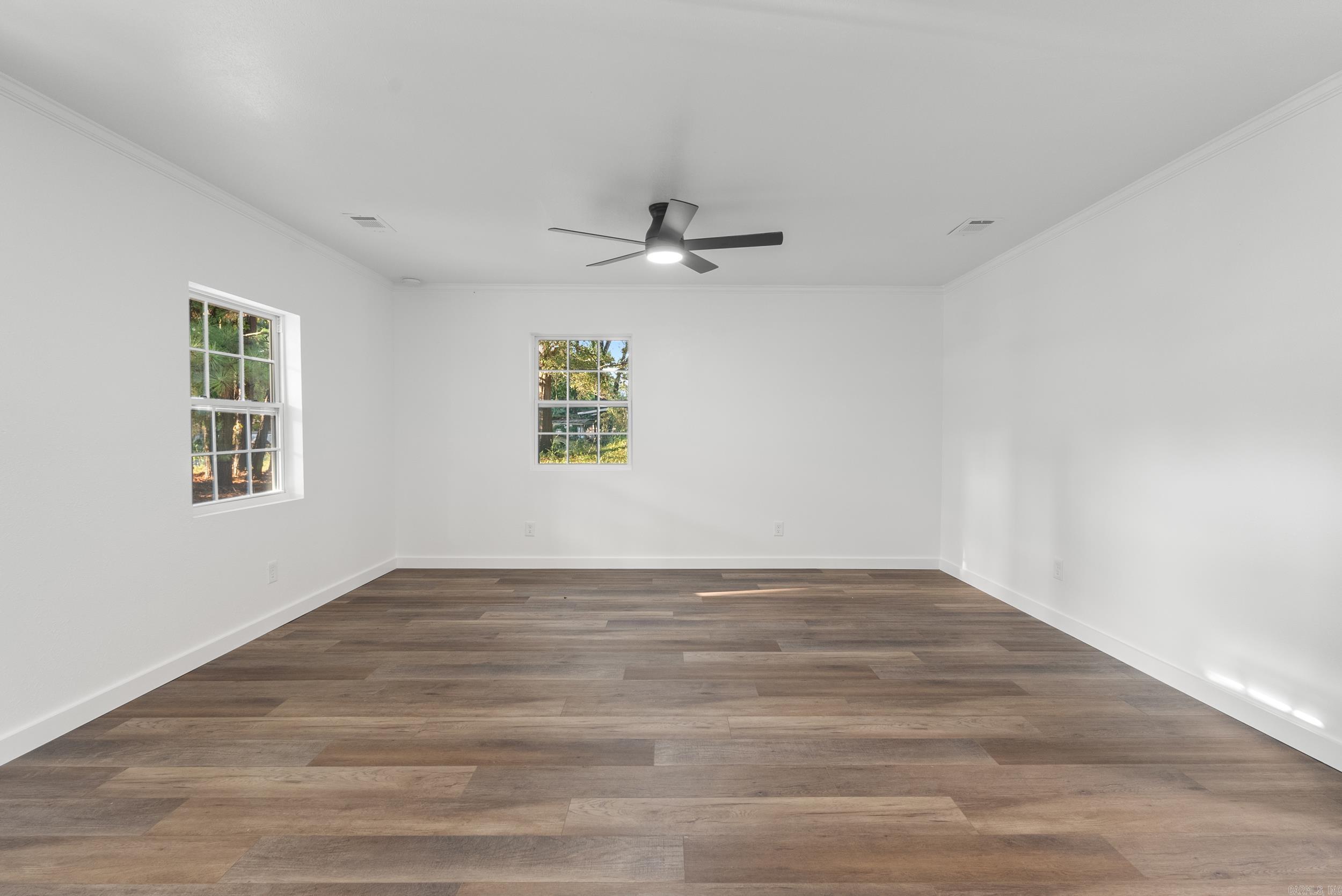 2412 Linwood  Newport, AR