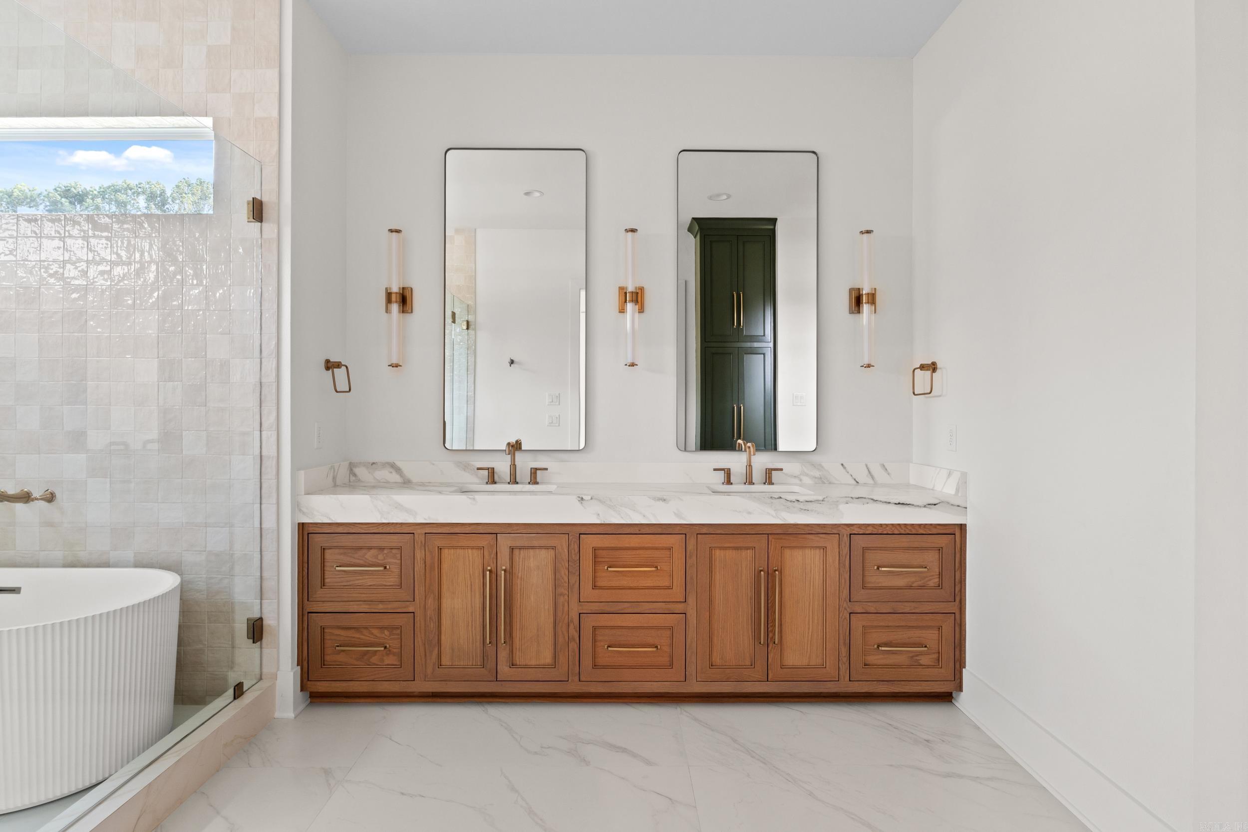 1600 Dolphin  Conway, AR