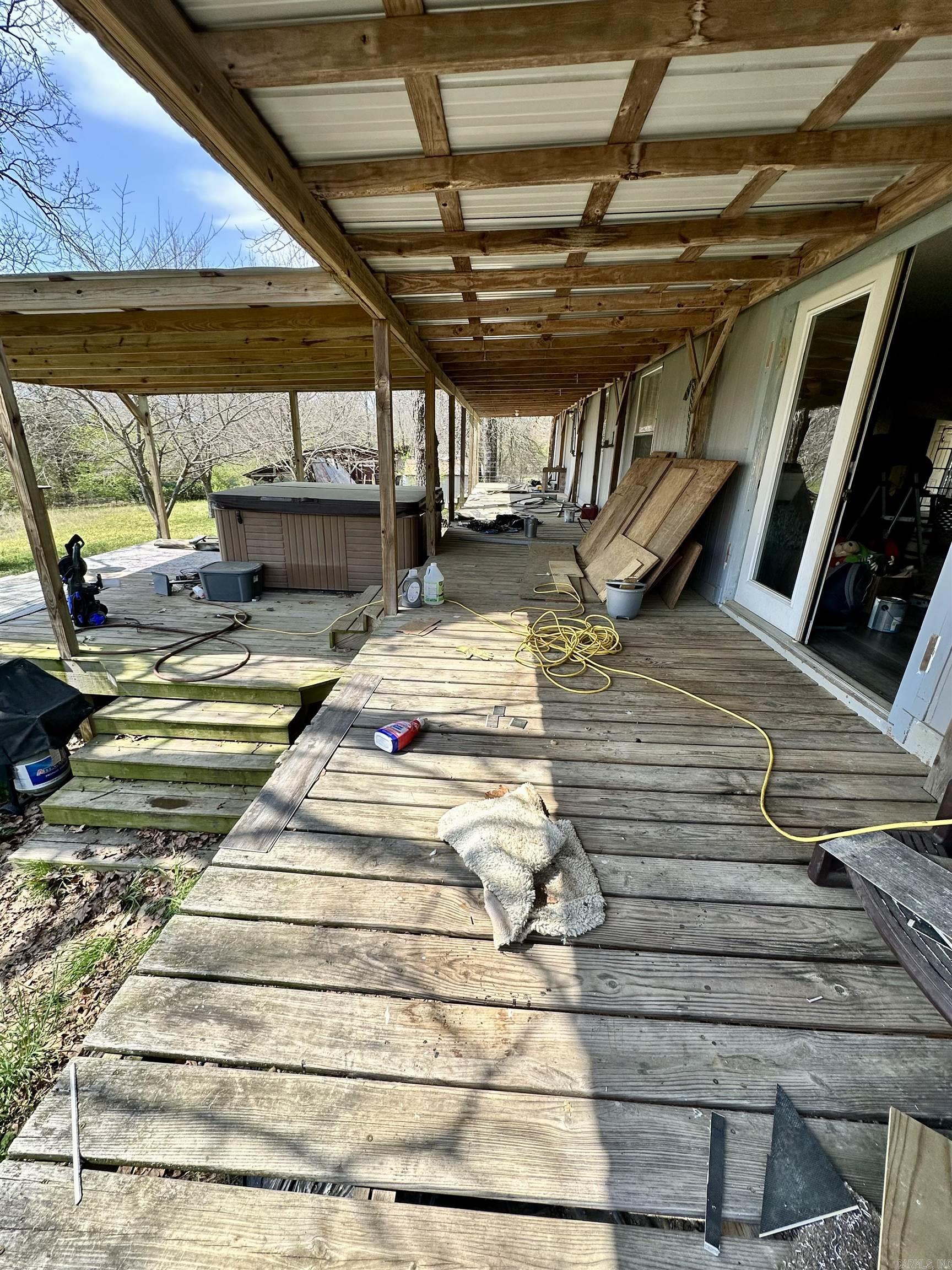 149 Hendricks Lane  Cove, AR