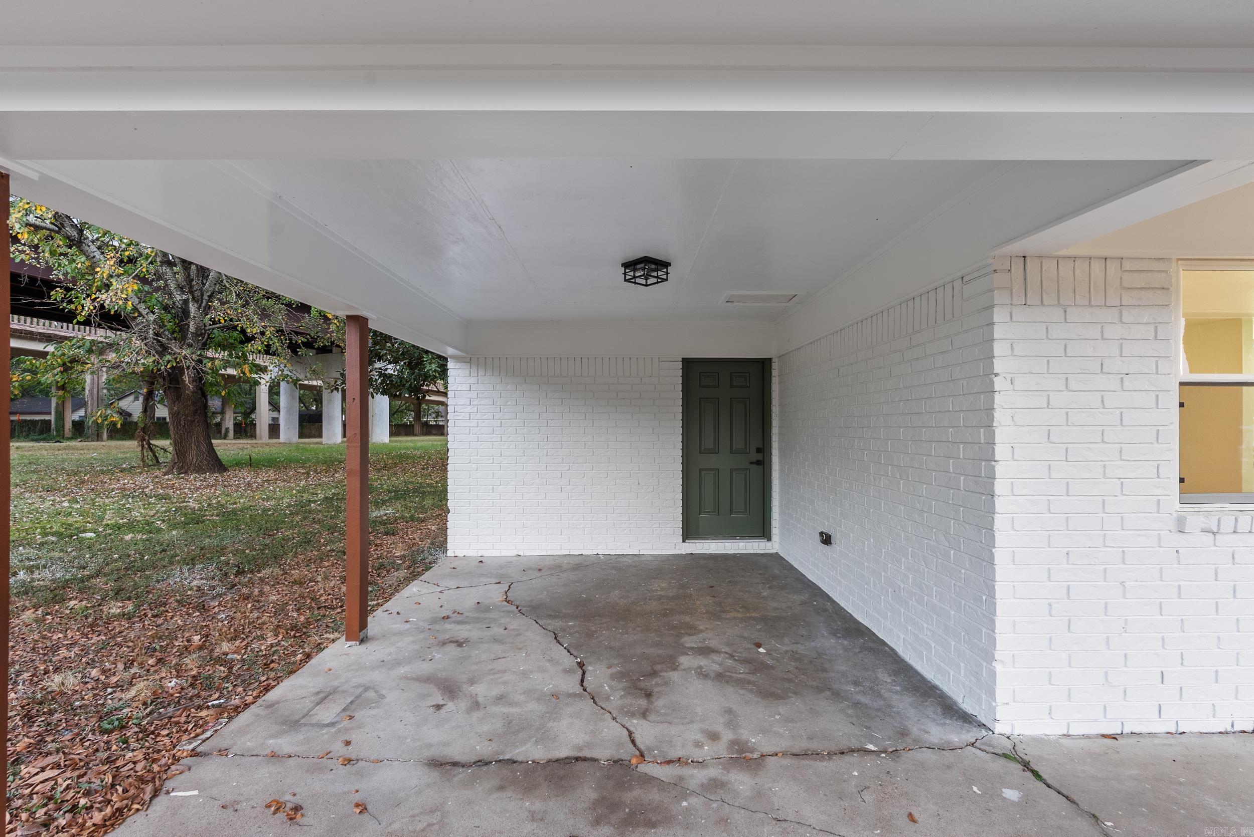 1016 Front  Newport, AR