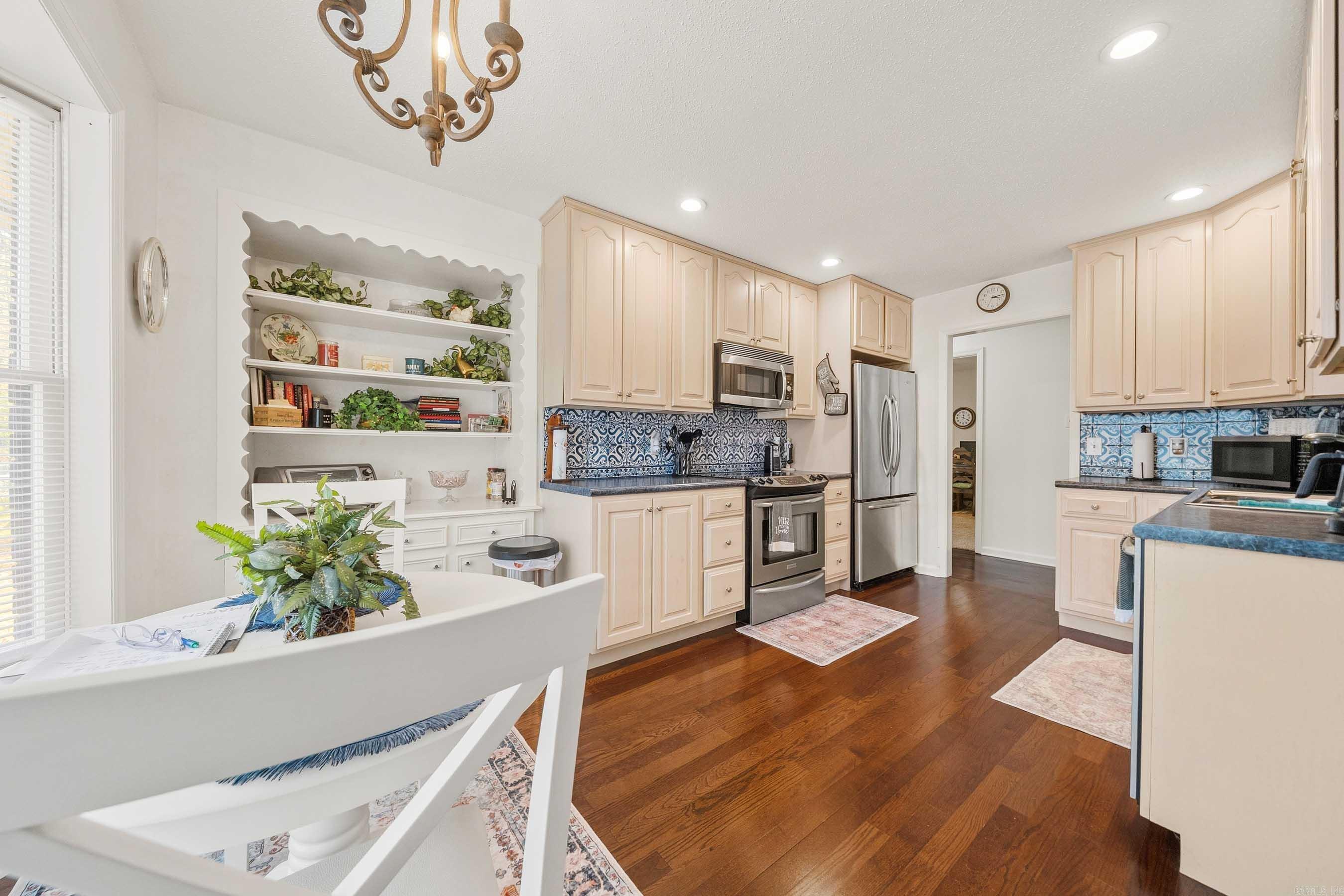 69 Malaga  Hot Springs Village, AR