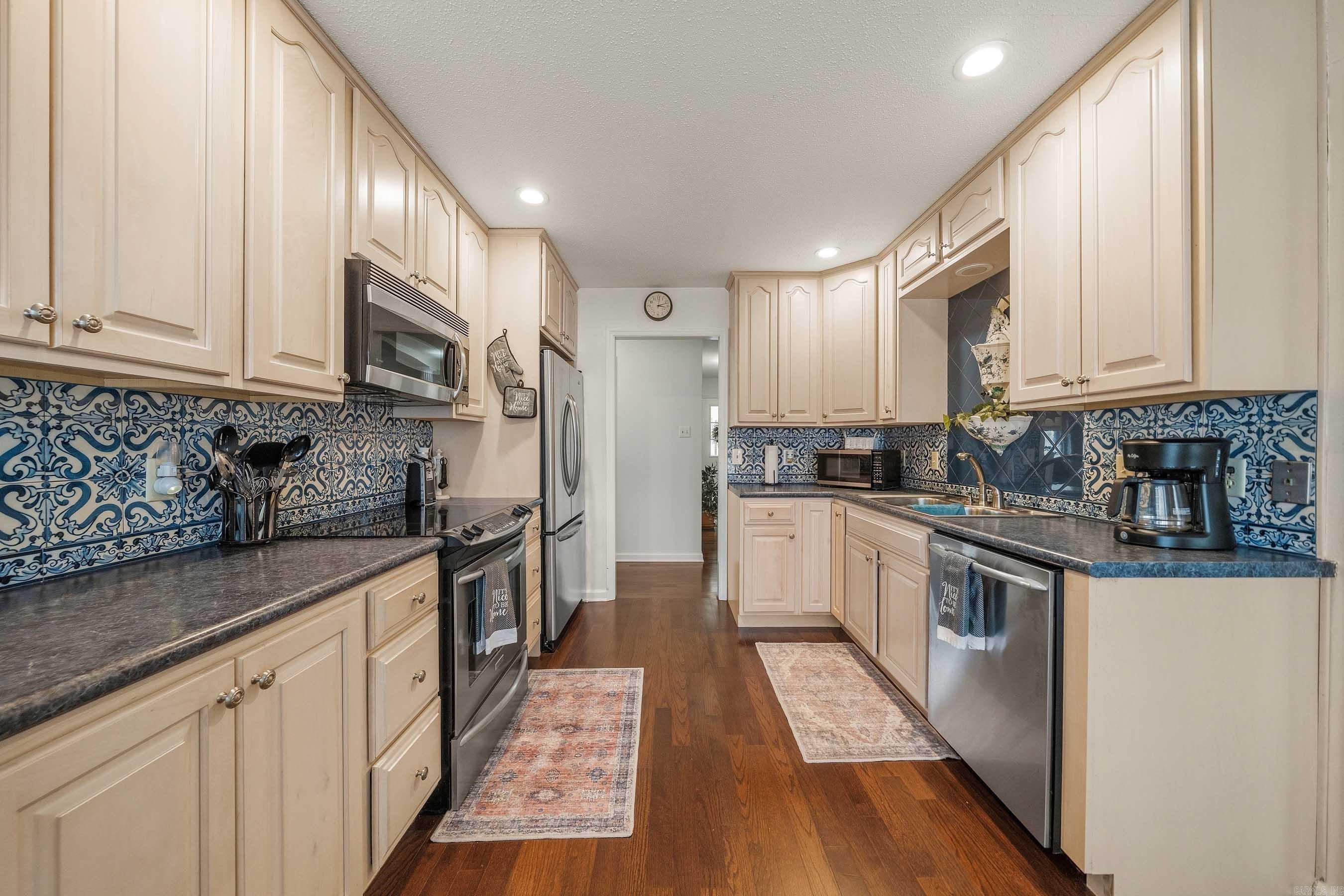 69 Malaga  Hot Springs Village, AR