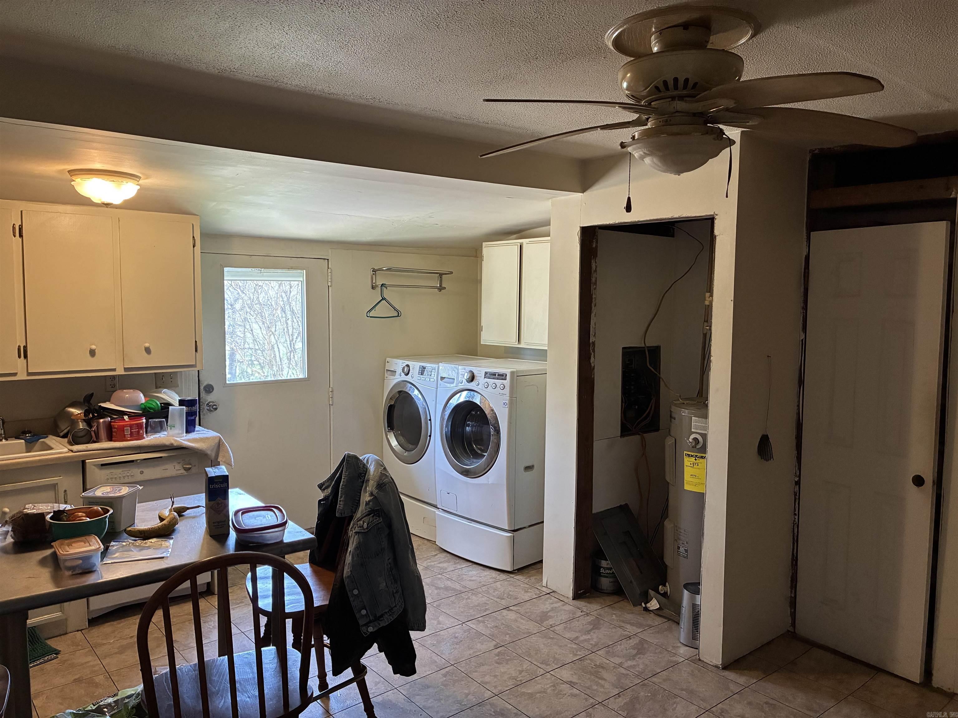 906 W Taylor St  Clarksville, AR