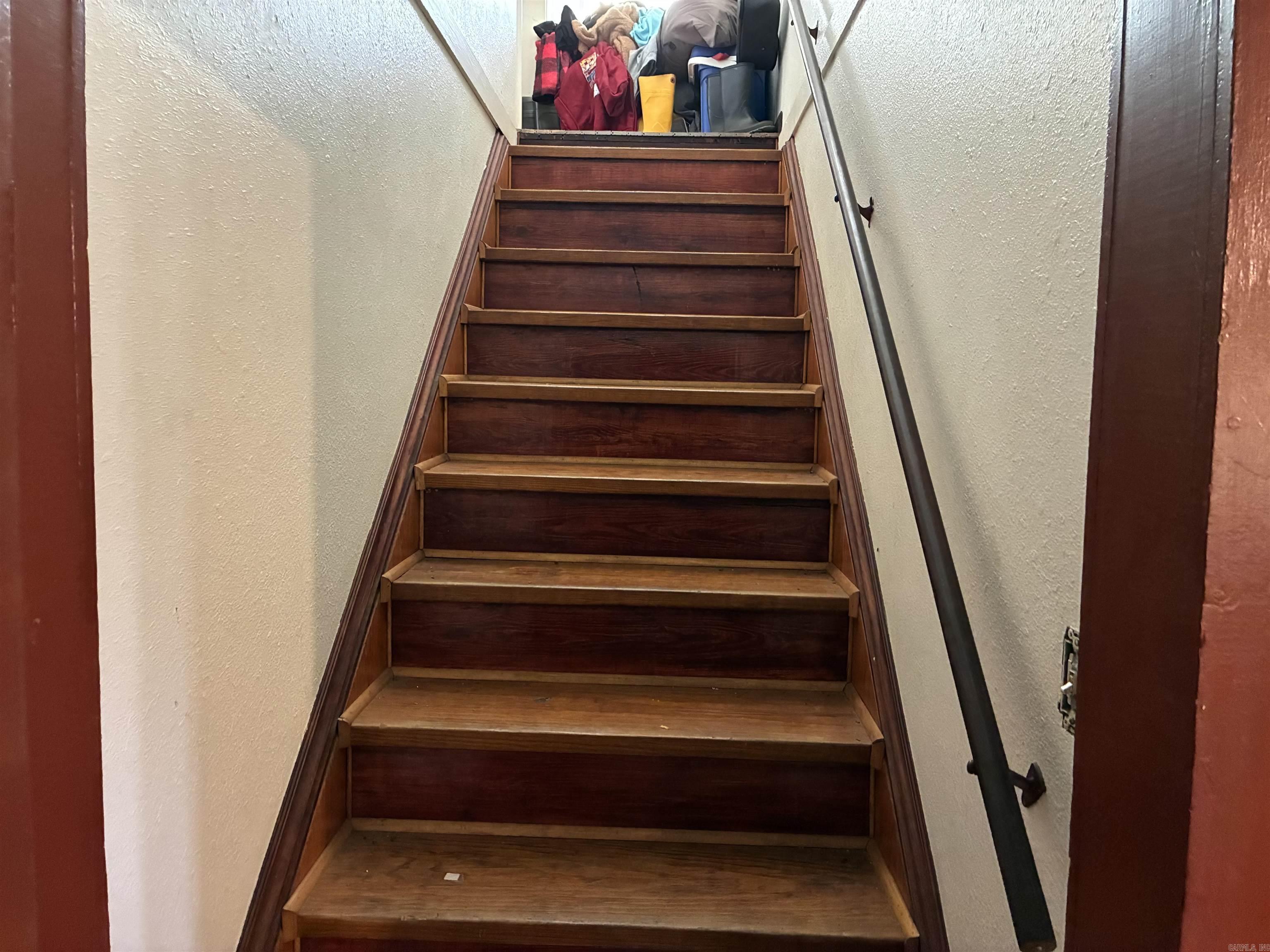 906 W Taylor St  Clarksville, AR