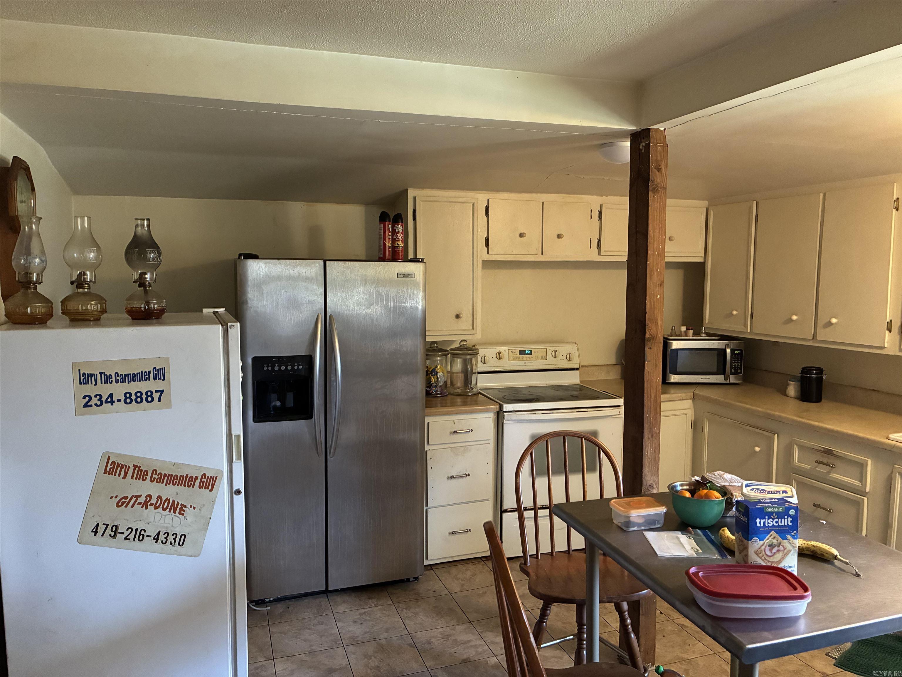 906 W Taylor St  Clarksville, AR