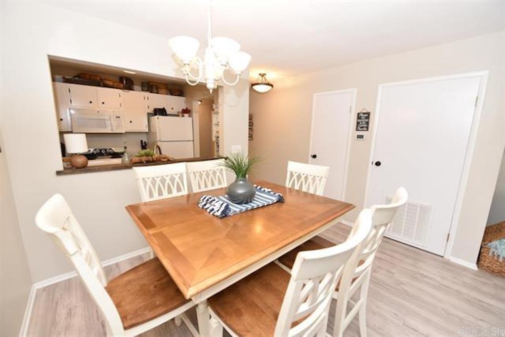 135 Hillview Drive  Fairfield Bay, AR