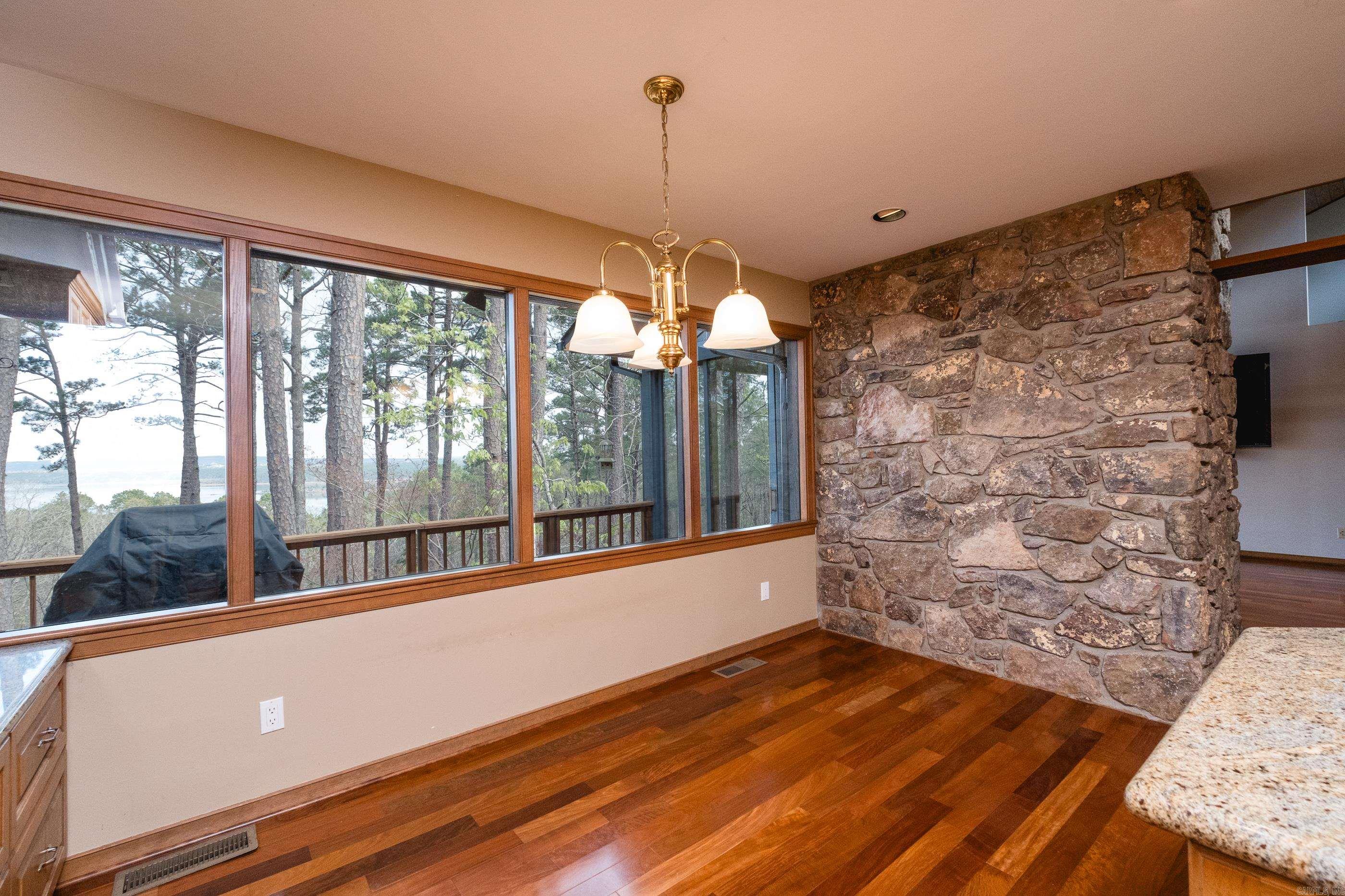 11201 Old Arkansas Drive  Roland, AR