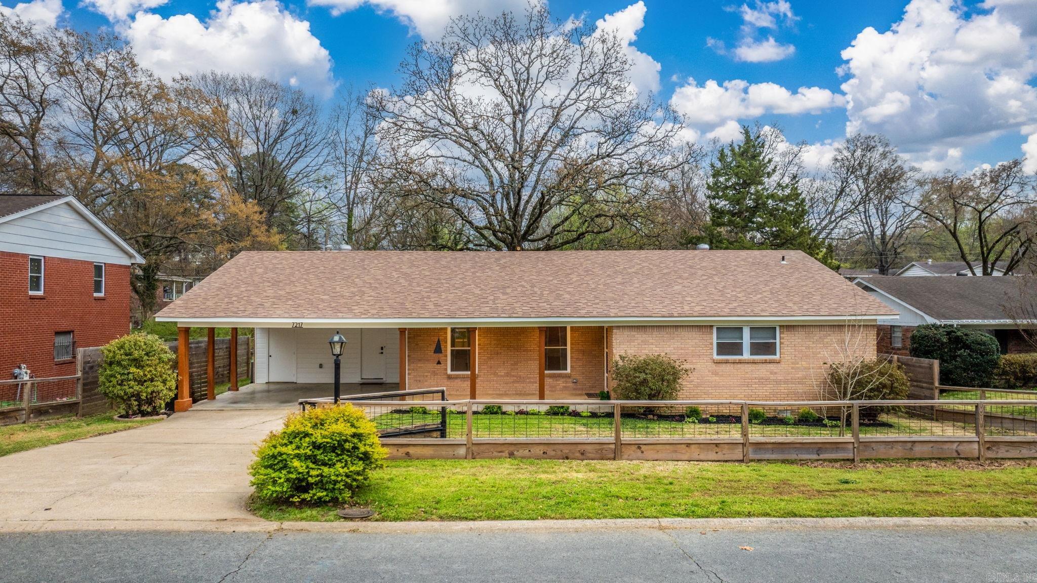 7217 APACHE  Little Rock, AR