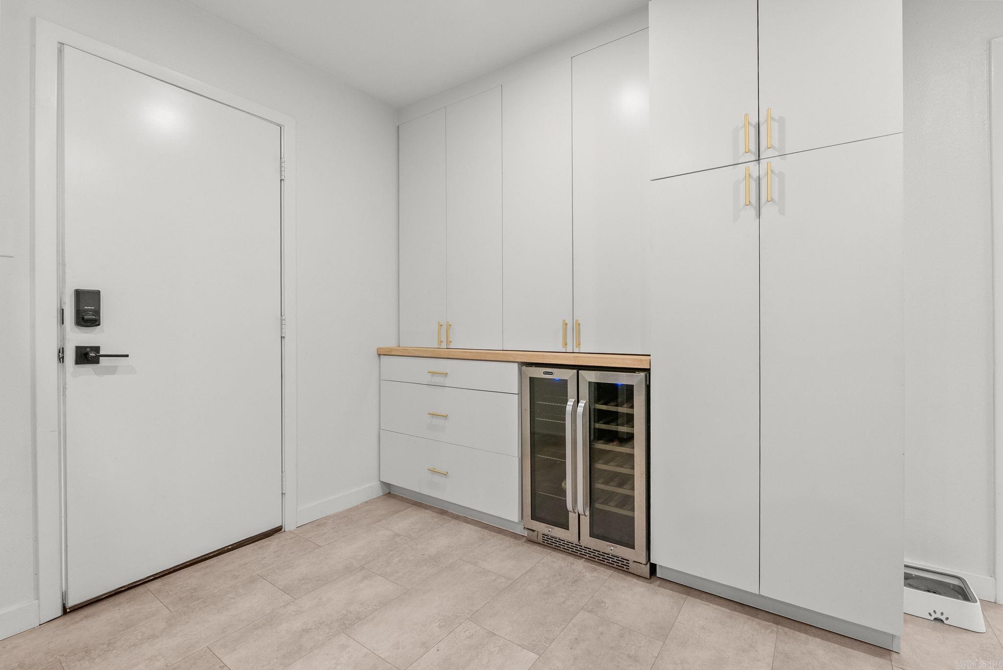 7217 APACHE  Little Rock, AR