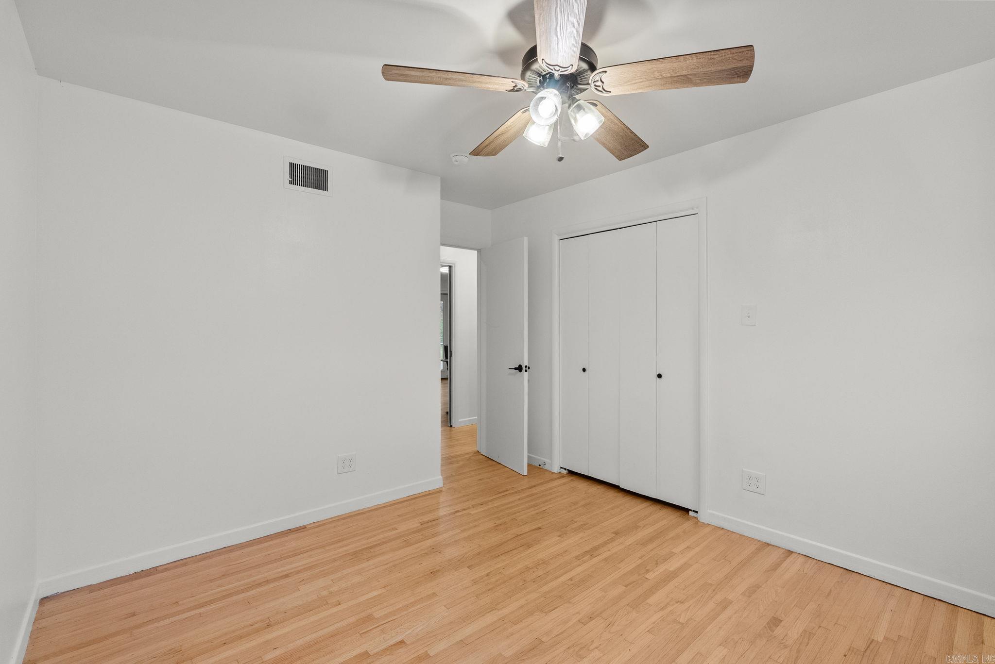 7217 APACHE  Little Rock, AR