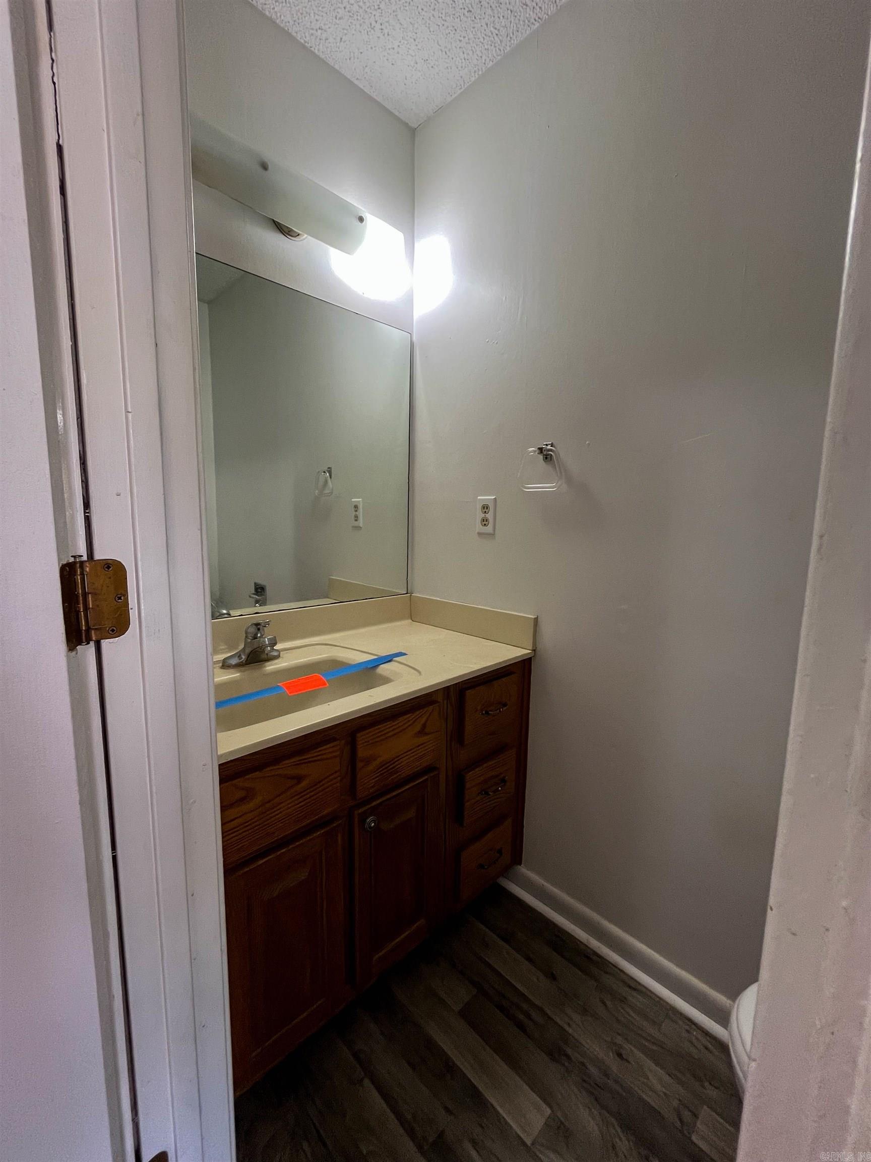 6 Akokisa Dr  Cherokee Village, AR