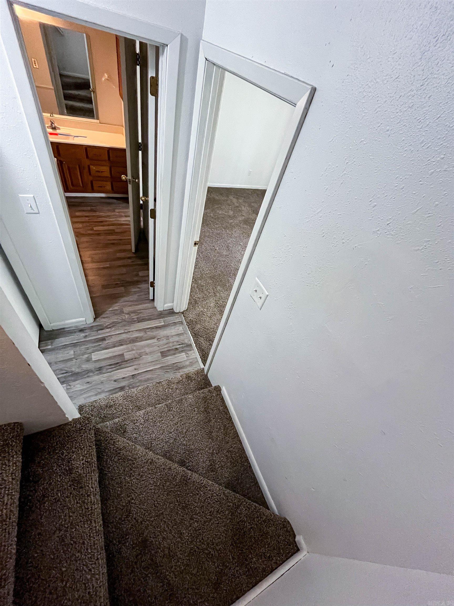 6 Akokisa Dr  Cherokee Village, AR