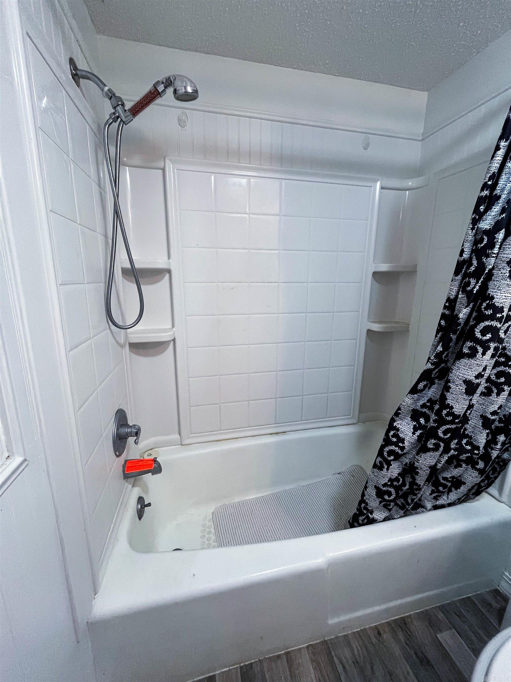 6 Akokisa Dr  Cherokee Village, AR