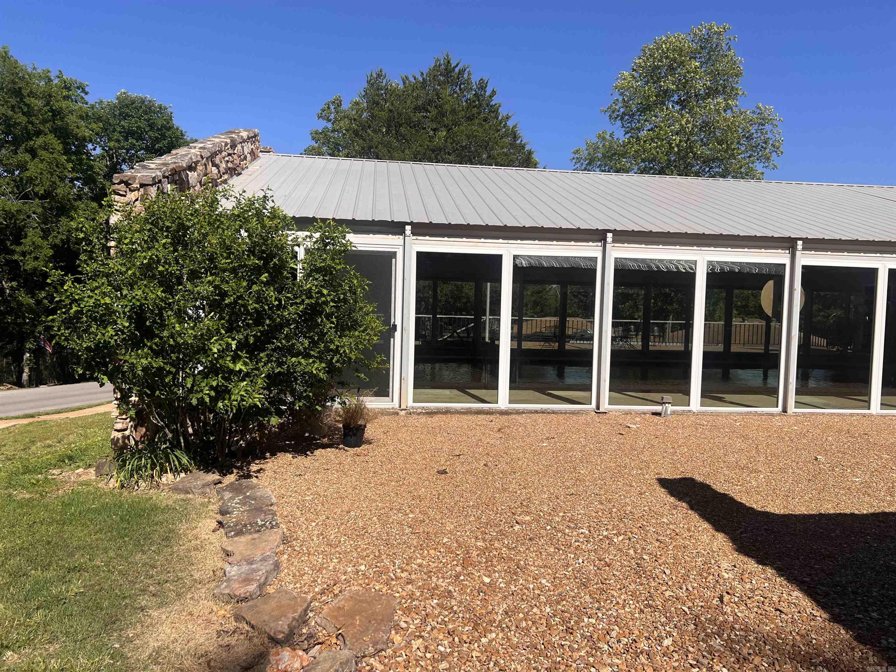 6 Akokisa Dr Cherokee Village, AR 72529