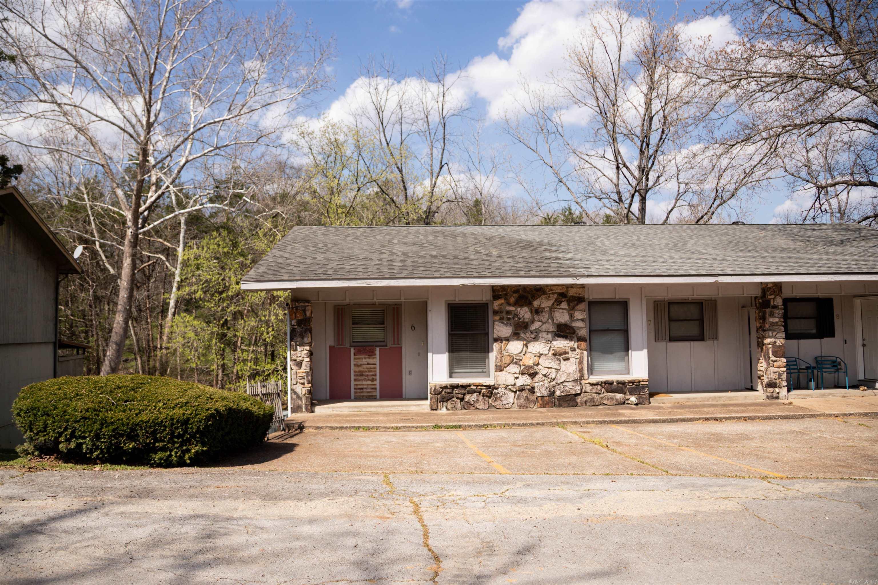 6 Akokisa Dr  Cherokee Village, AR