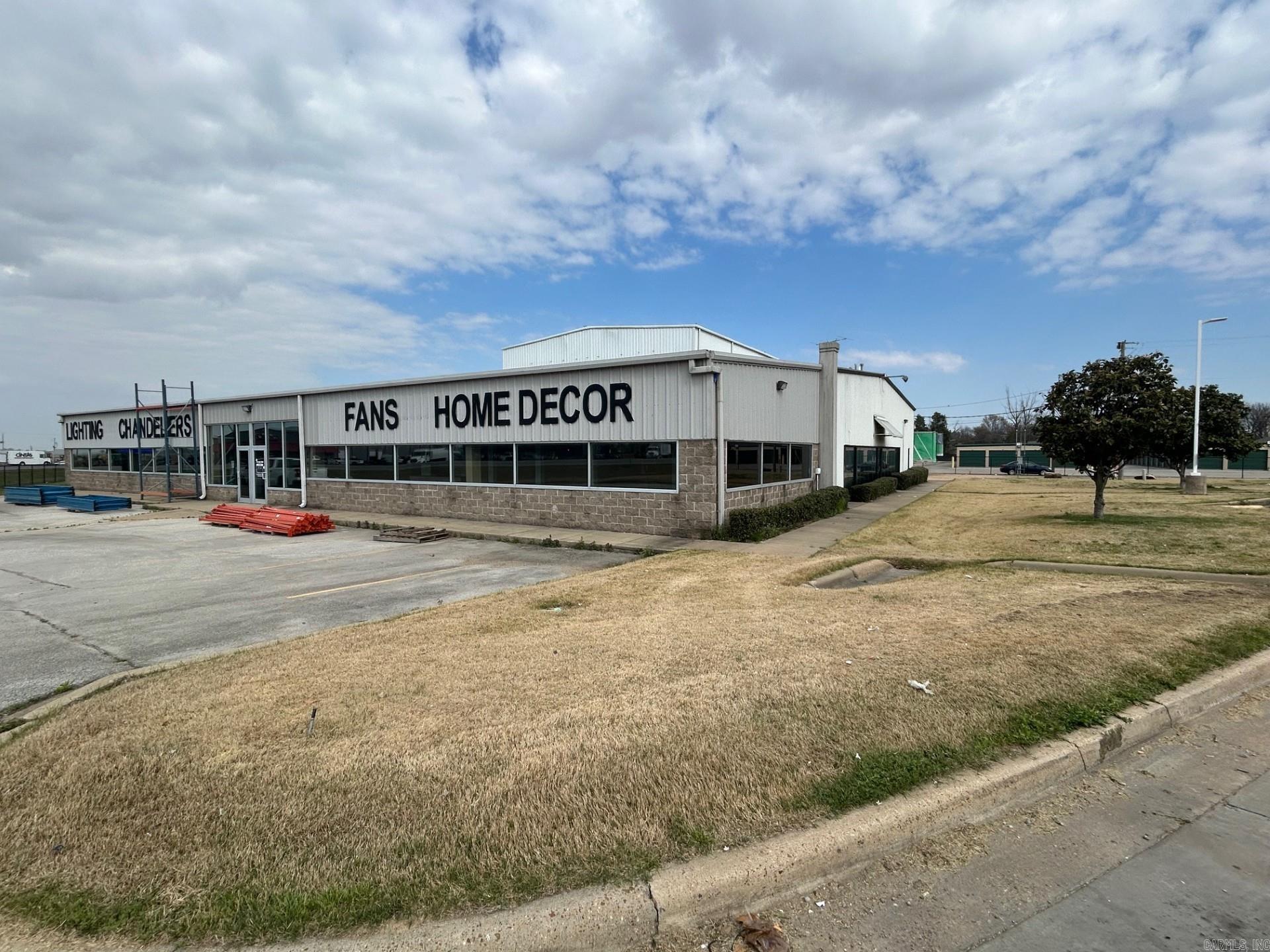 10186 Hwy 63 N  Bono, AR