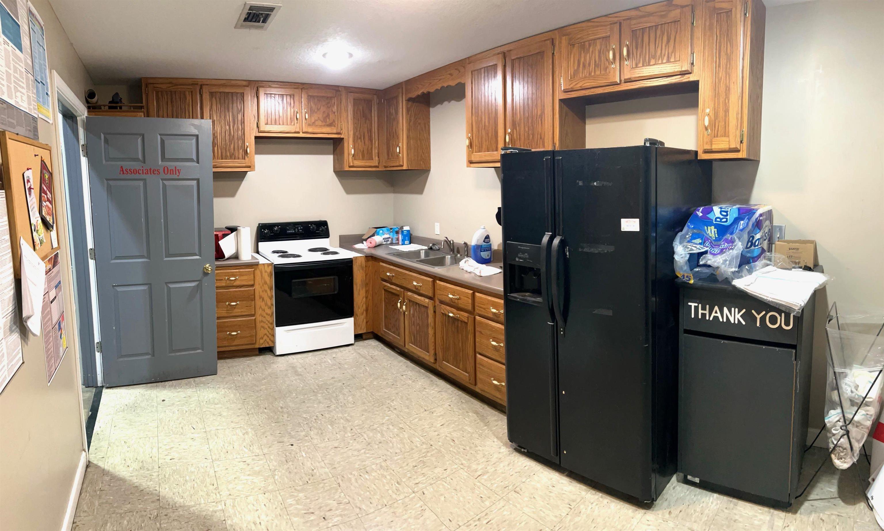 10186 Hwy 63 N  Bono, AR