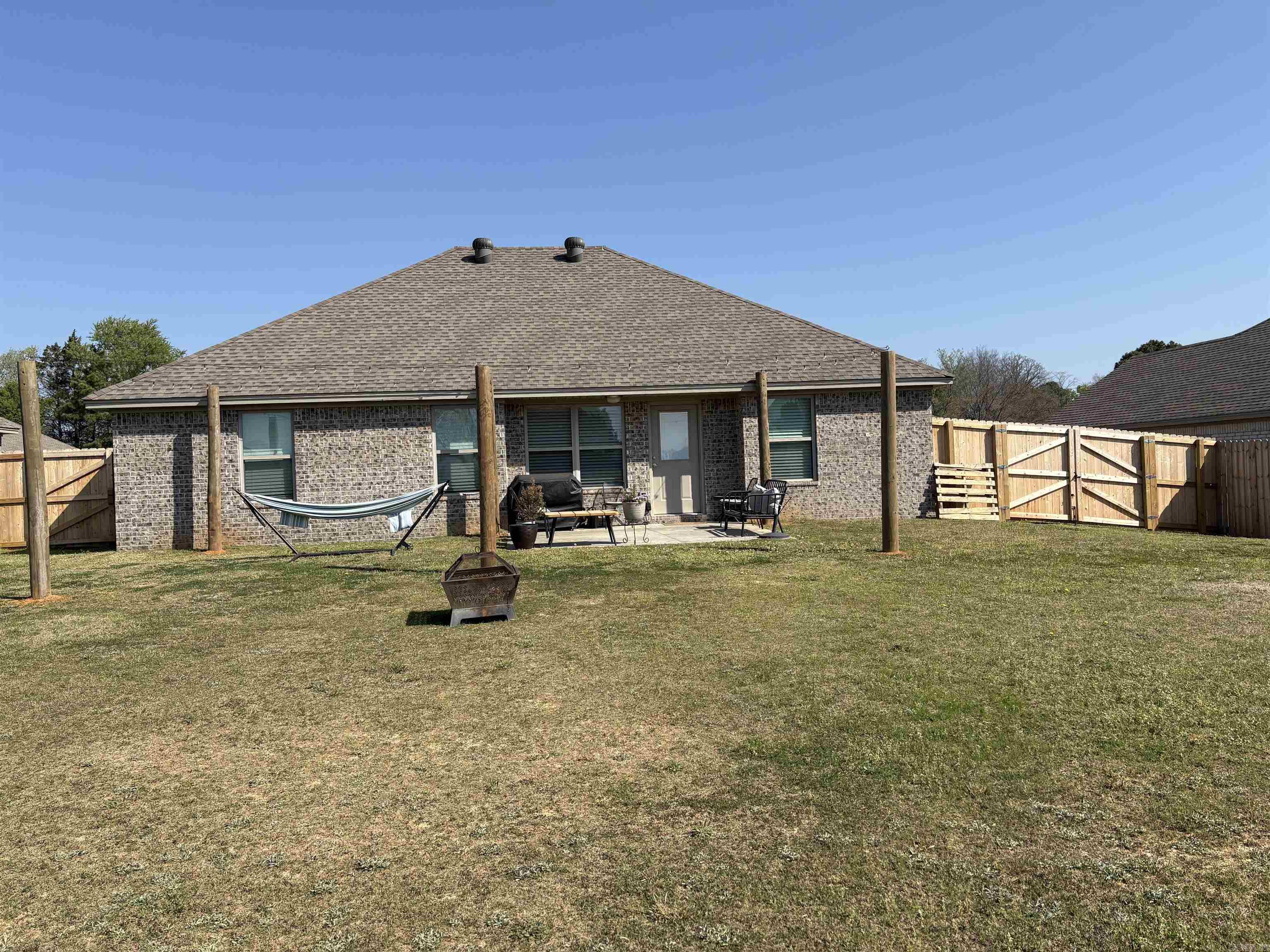 1911 Rehoboth Cir  Searcy, AR