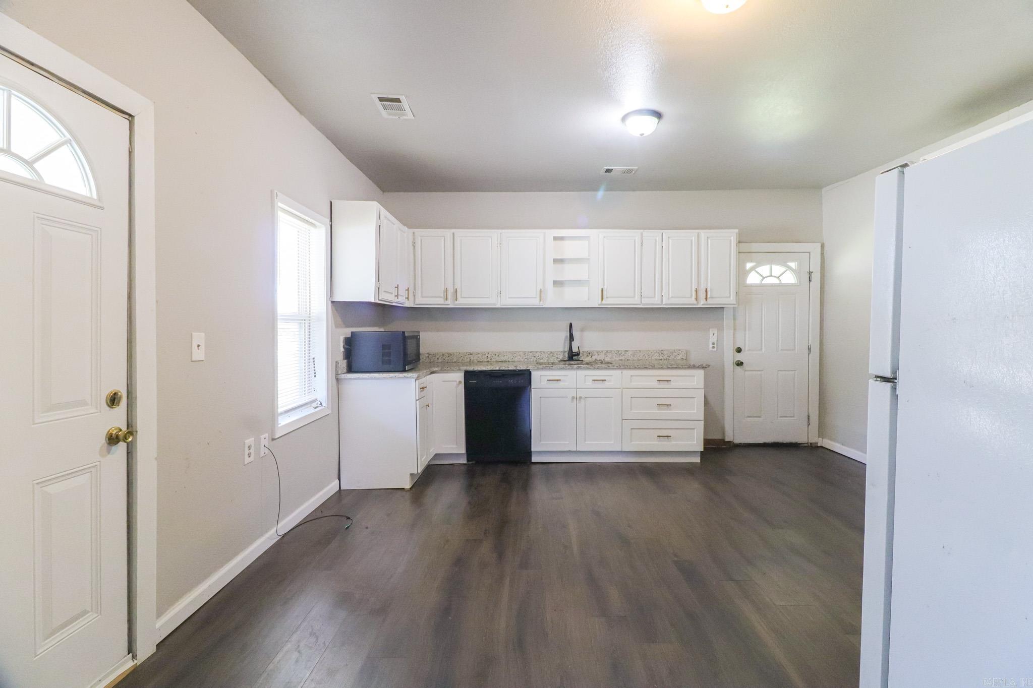 300 A E Matthews  Brookland, AR