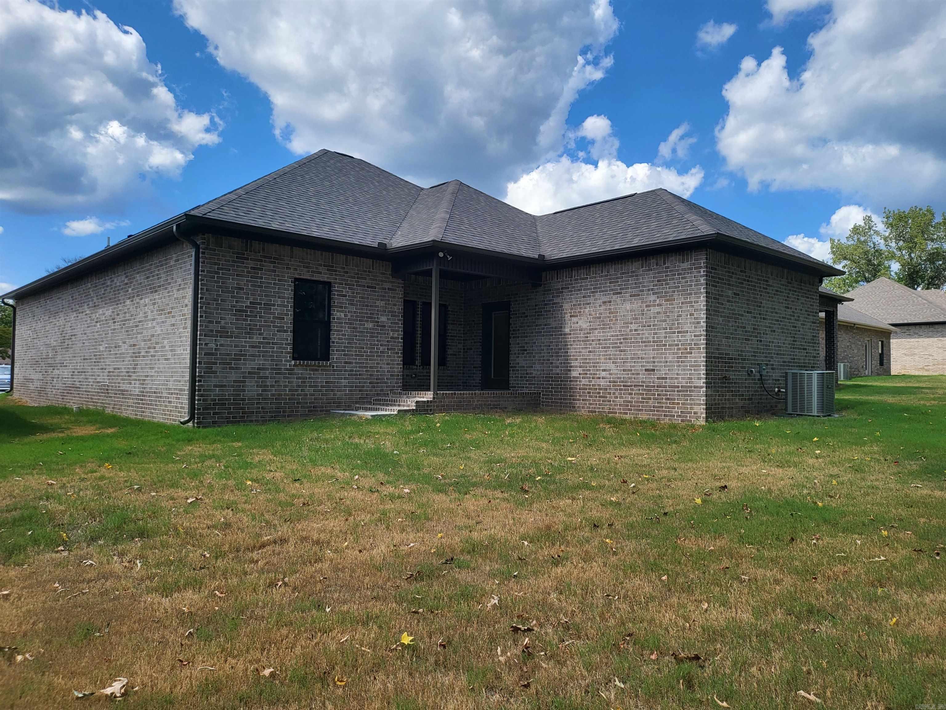 929 N Jeff Davis  Jacksonville, AR