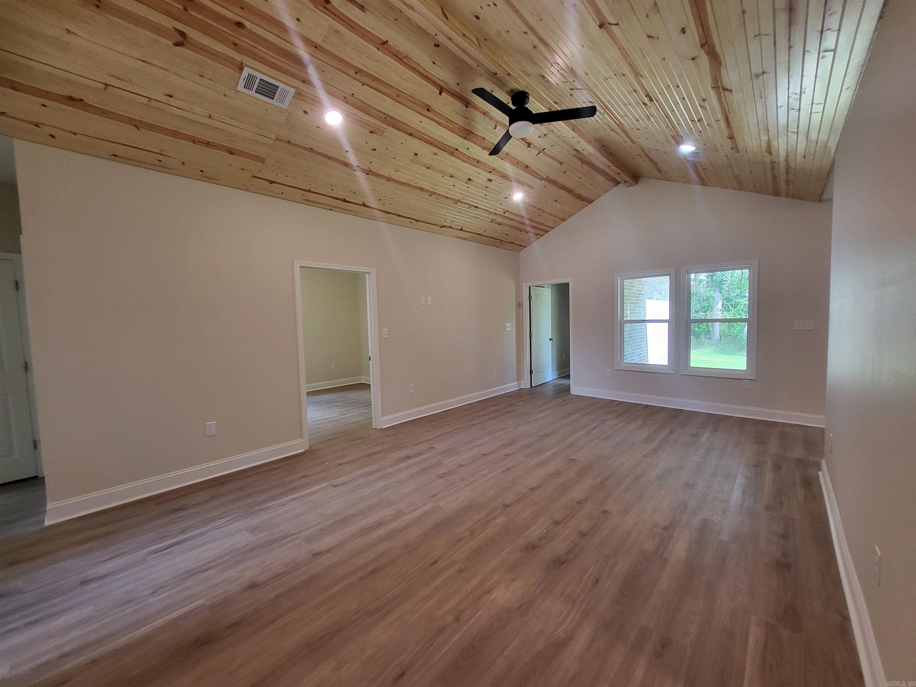 929 N Jeff Davis  Jacksonville, AR