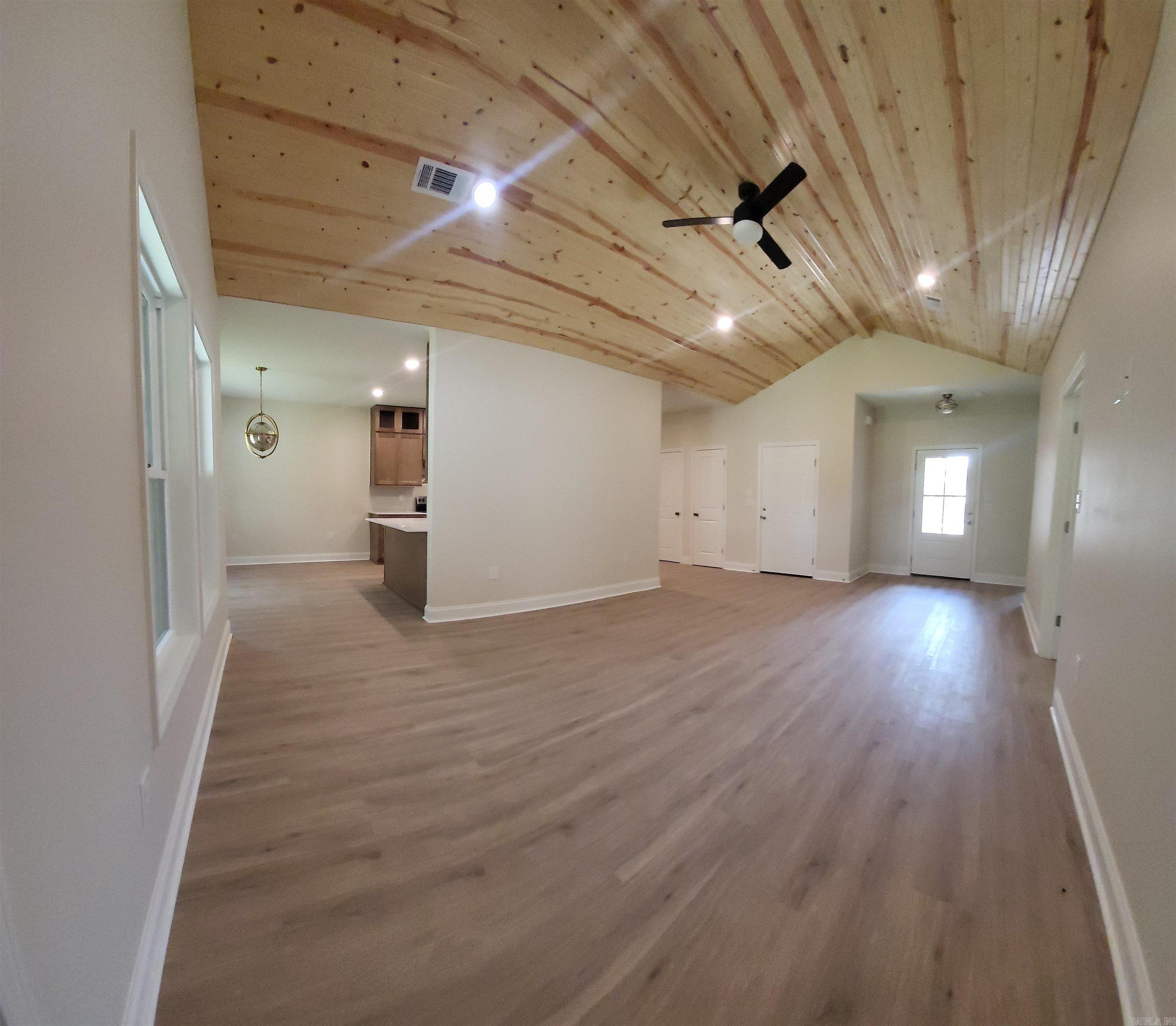 929 N Jeff Davis  Jacksonville, AR