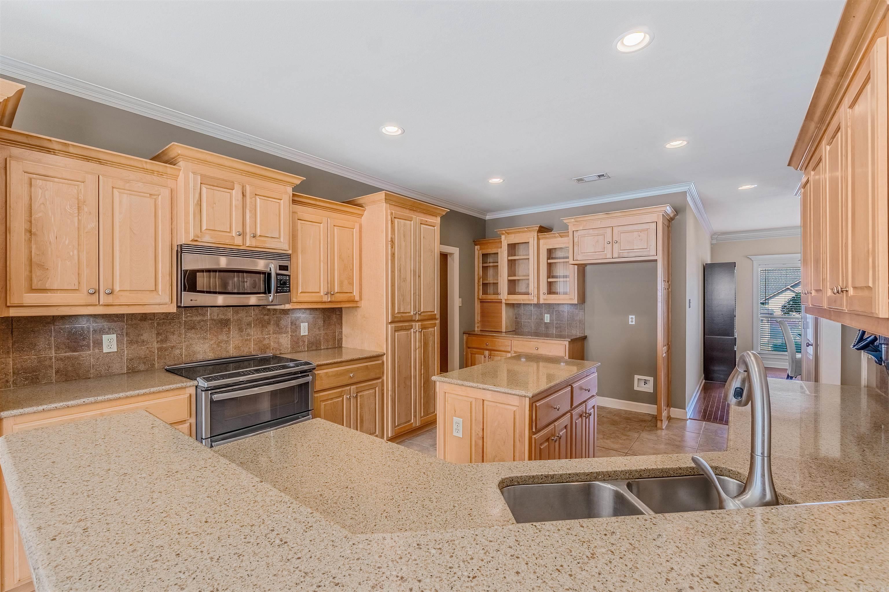 141 Mountain Valley  Maumelle, AR