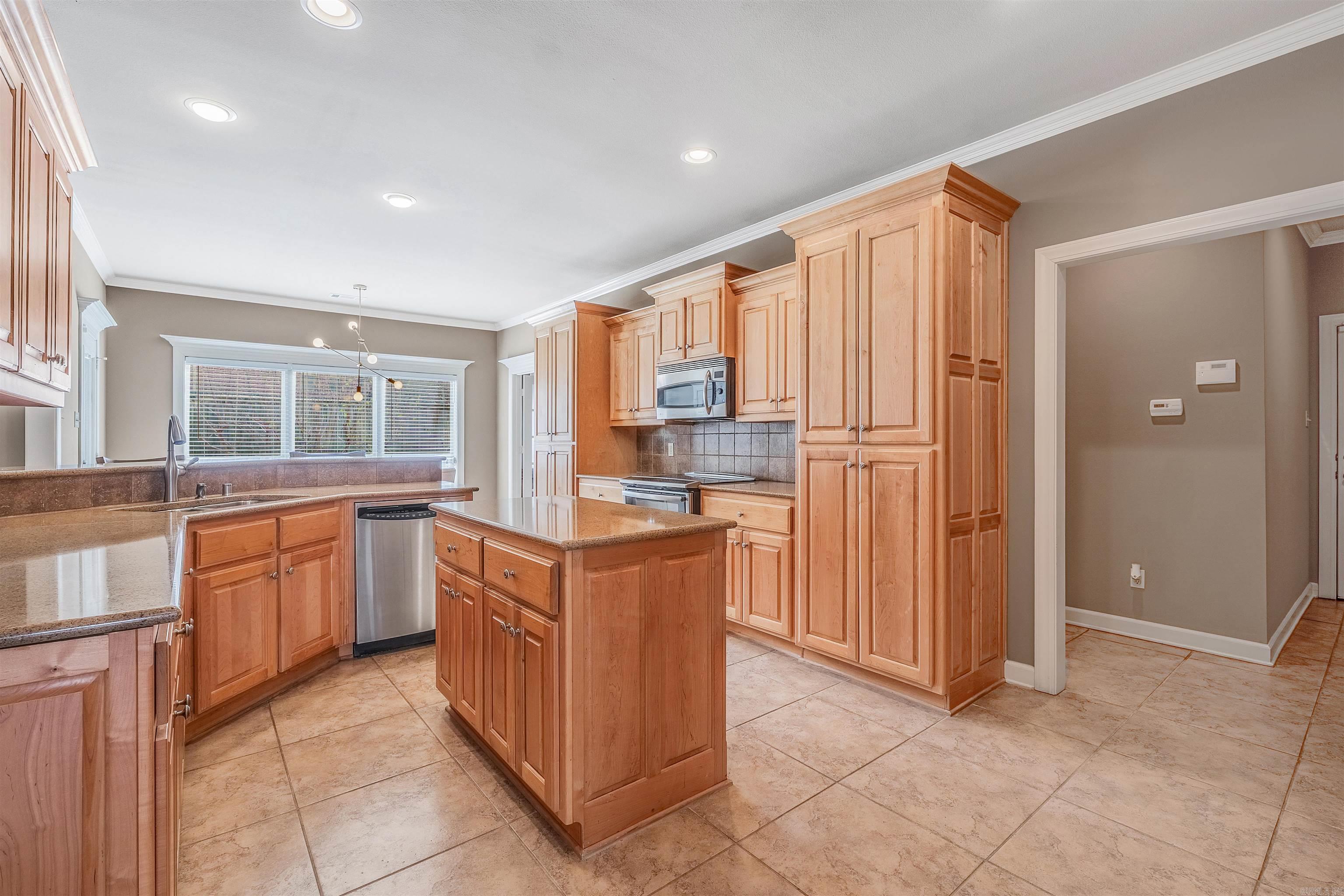 141 Mountain Valley  Maumelle, AR