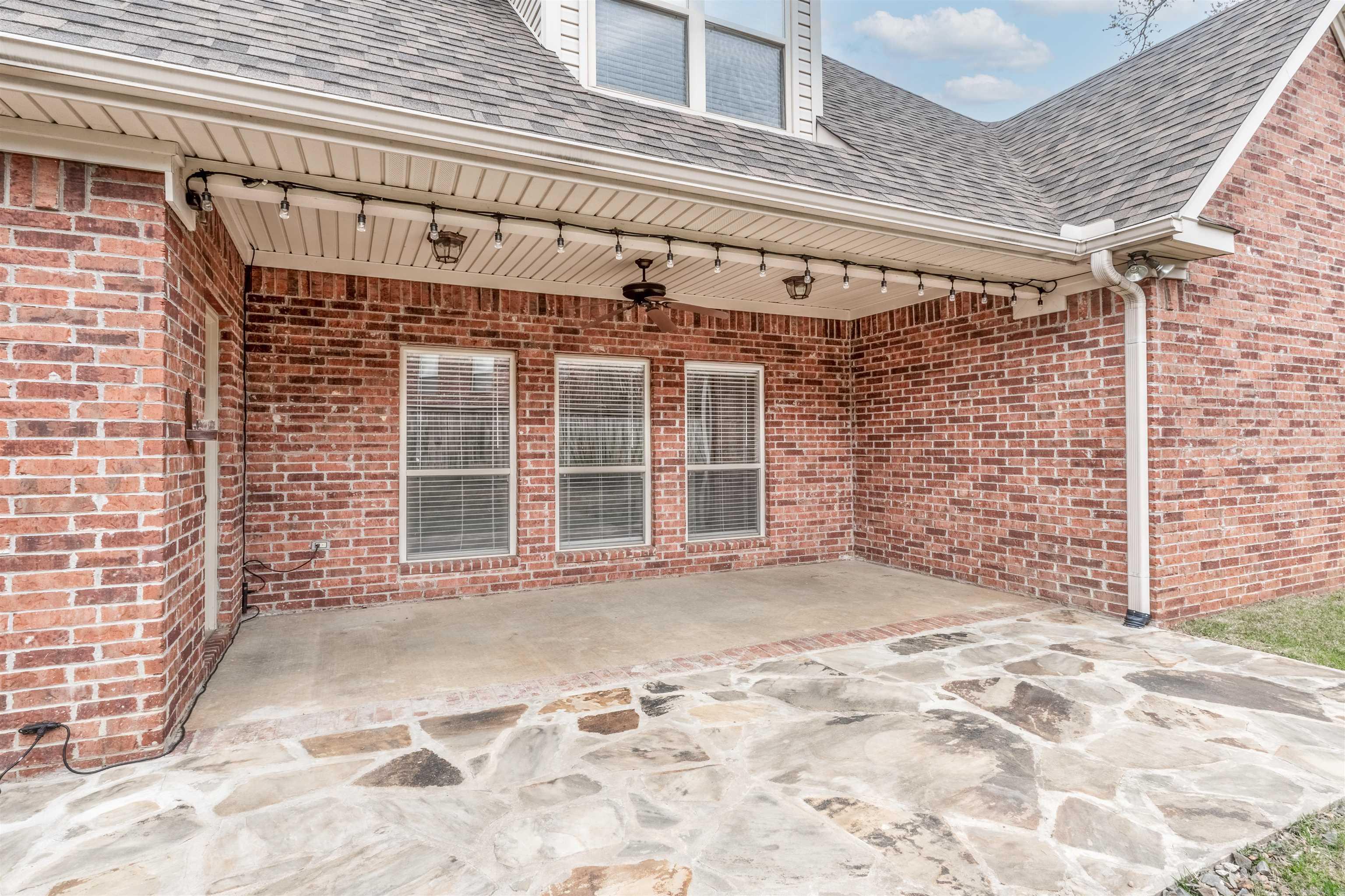 141 Mountain Valley  Maumelle, AR