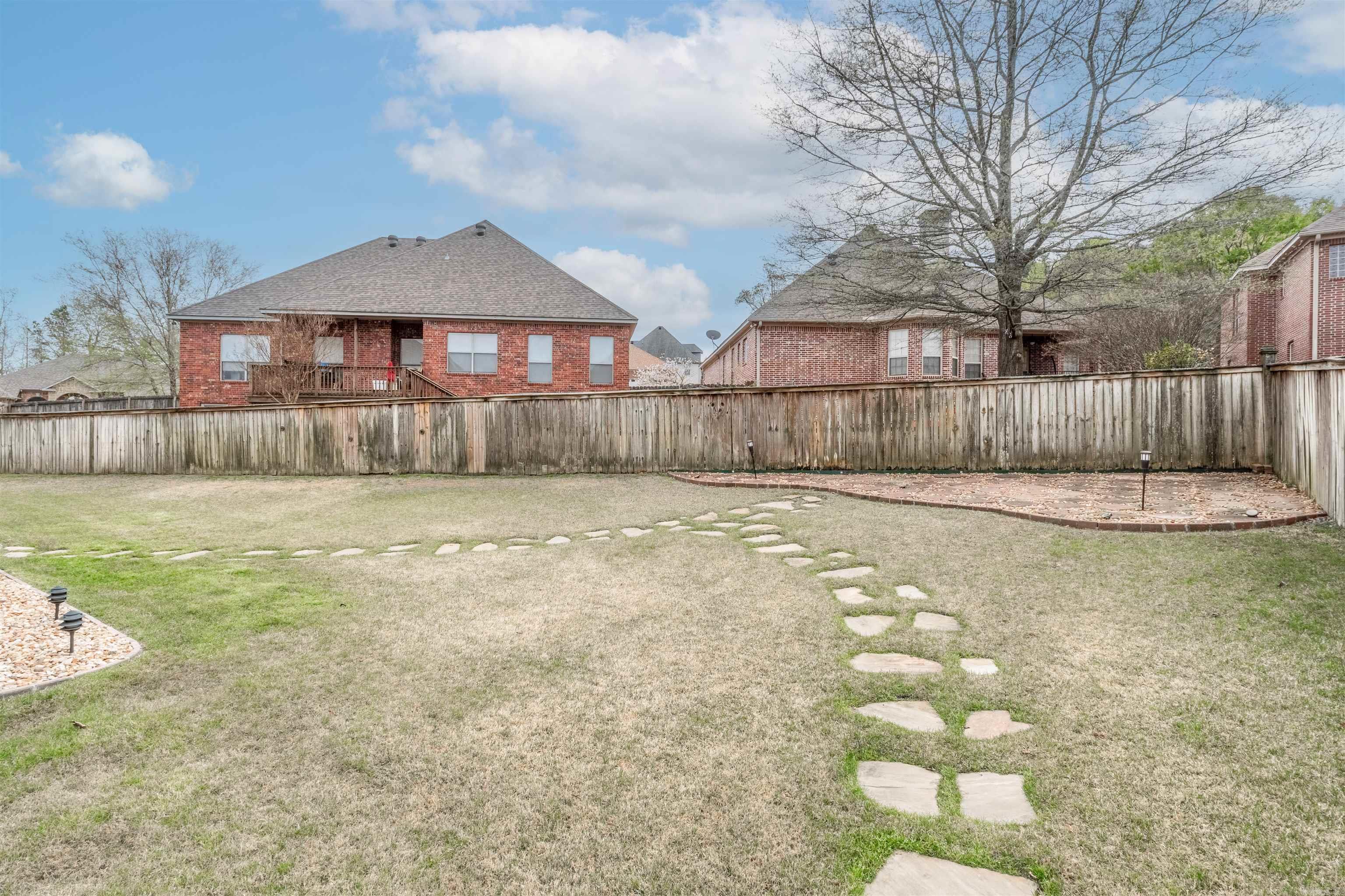 141 Mountain Valley  Maumelle, AR