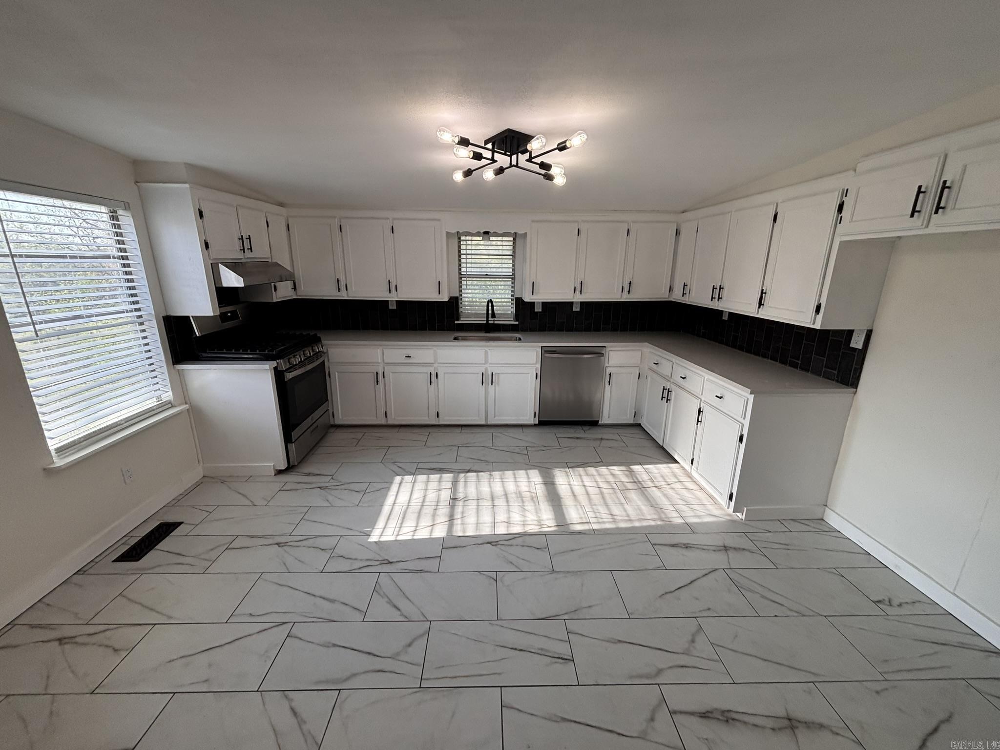 10 Palarm Creek Rd Conway, AR 72032