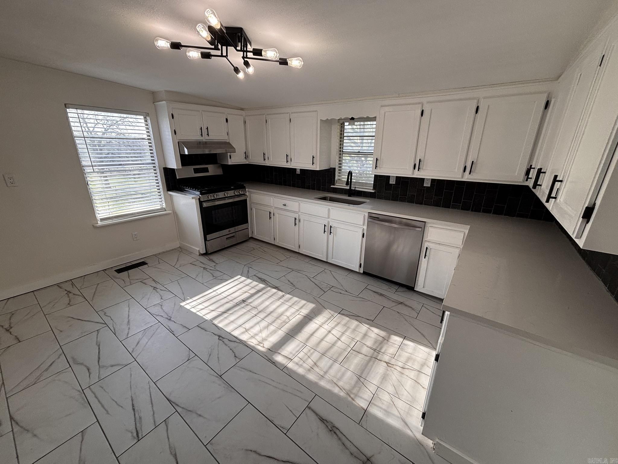 10 Palarm Creek Rd Conway, AR 72032