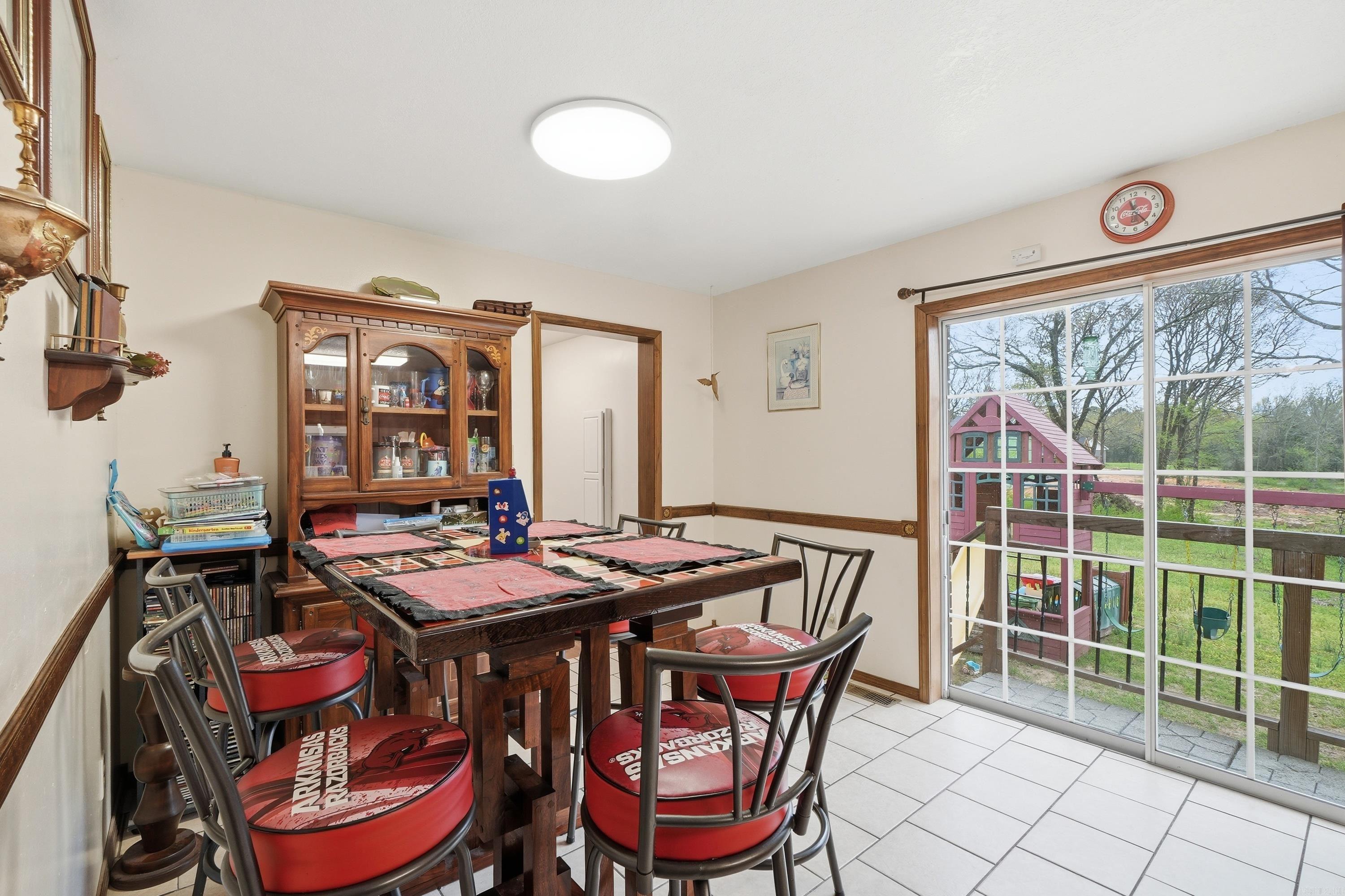 3425 River View  Russellville, AR