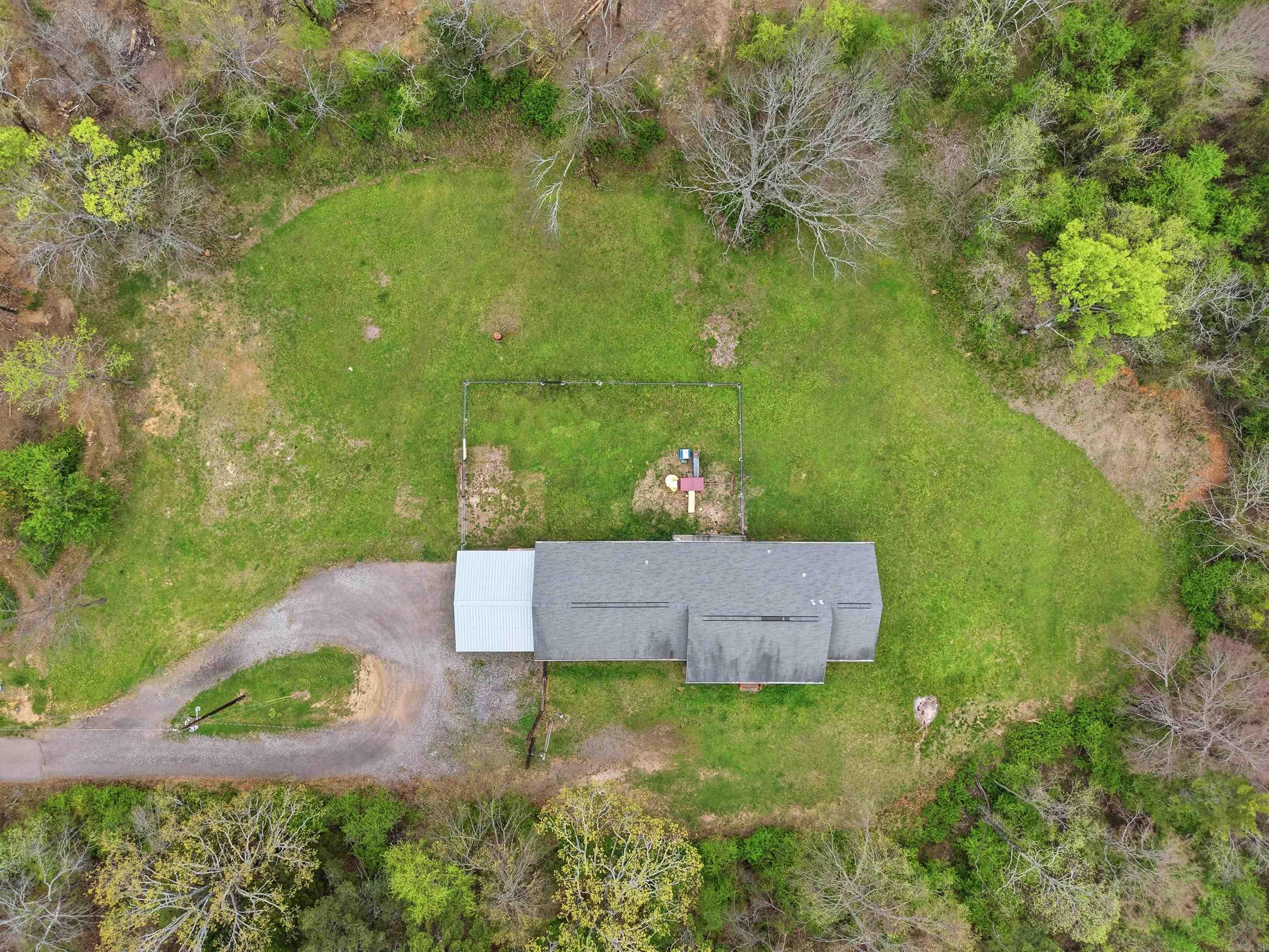 3425 River View  Russellville, AR