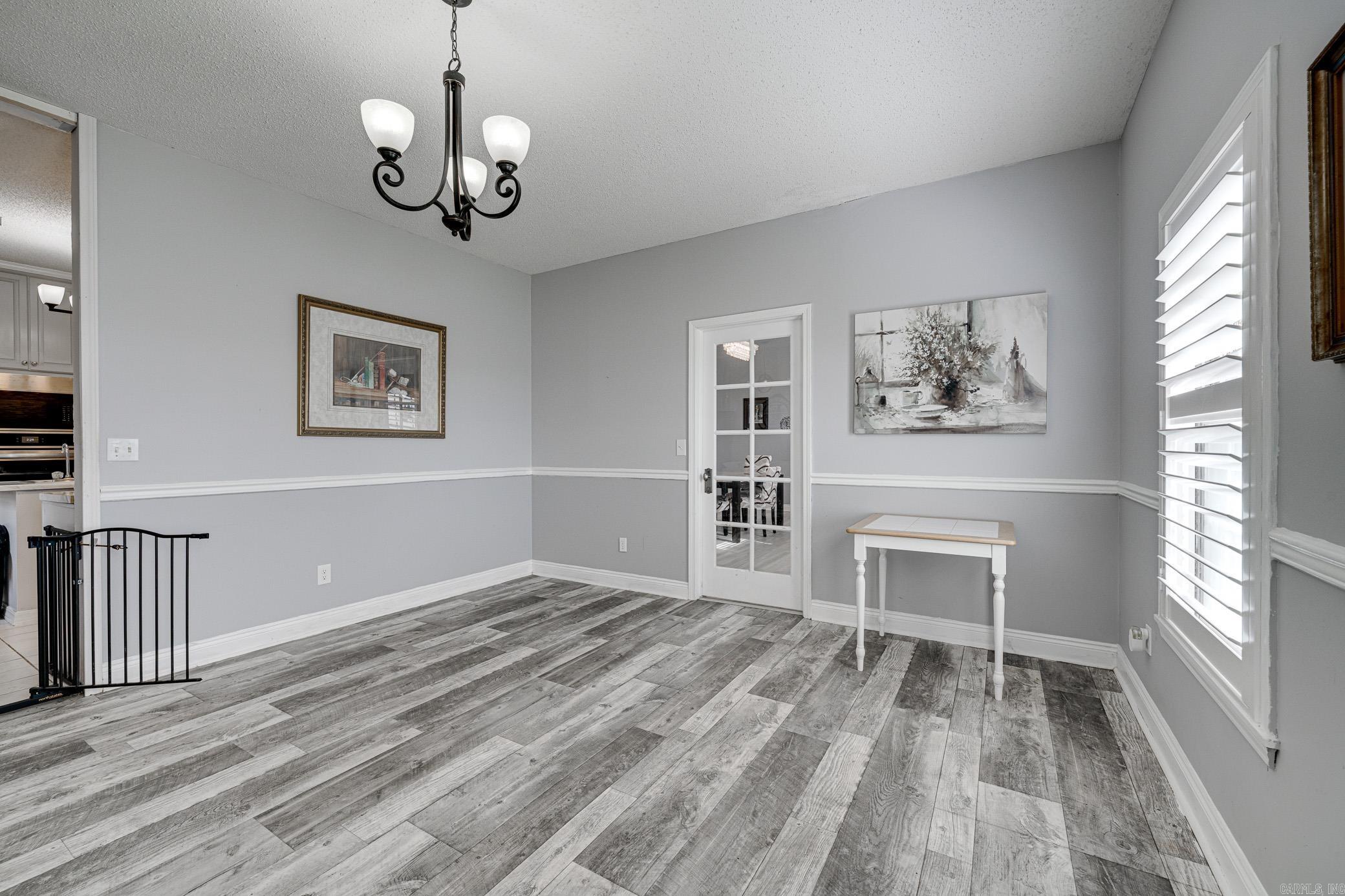 17 Ozark  Greenbrier, AR