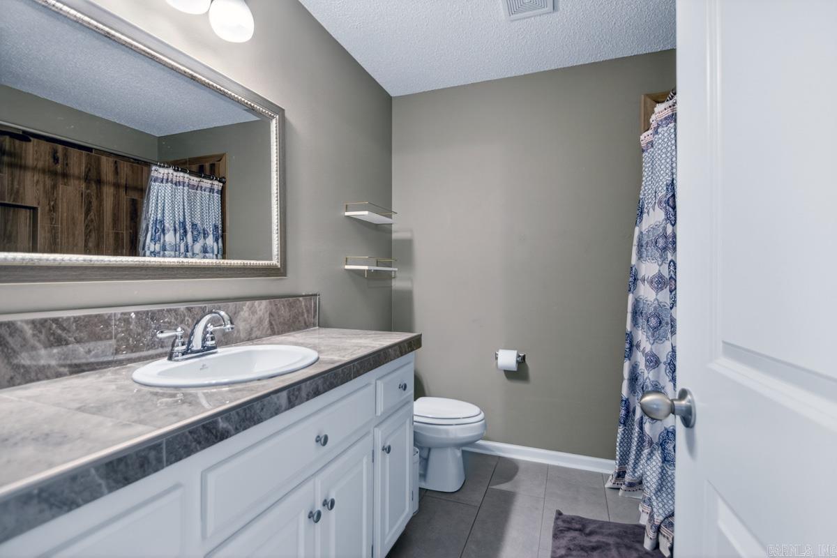 950 James Madison  Benton, AR