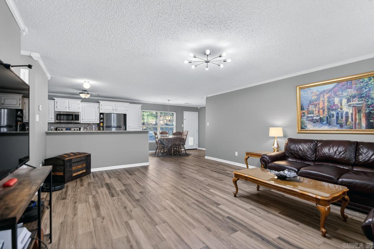 950 James Madison  Benton, AR