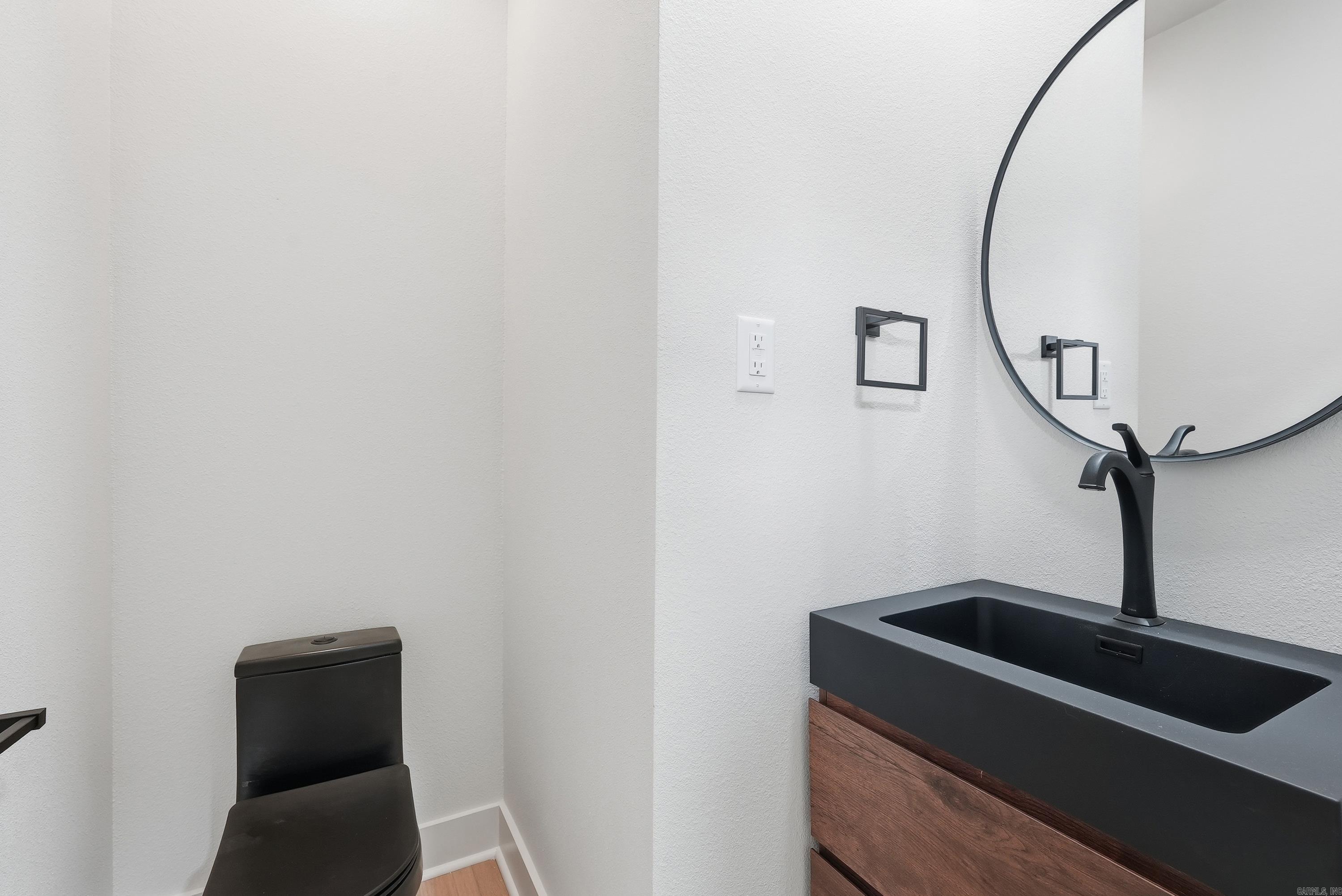 63 Talais  Little Rock, AR