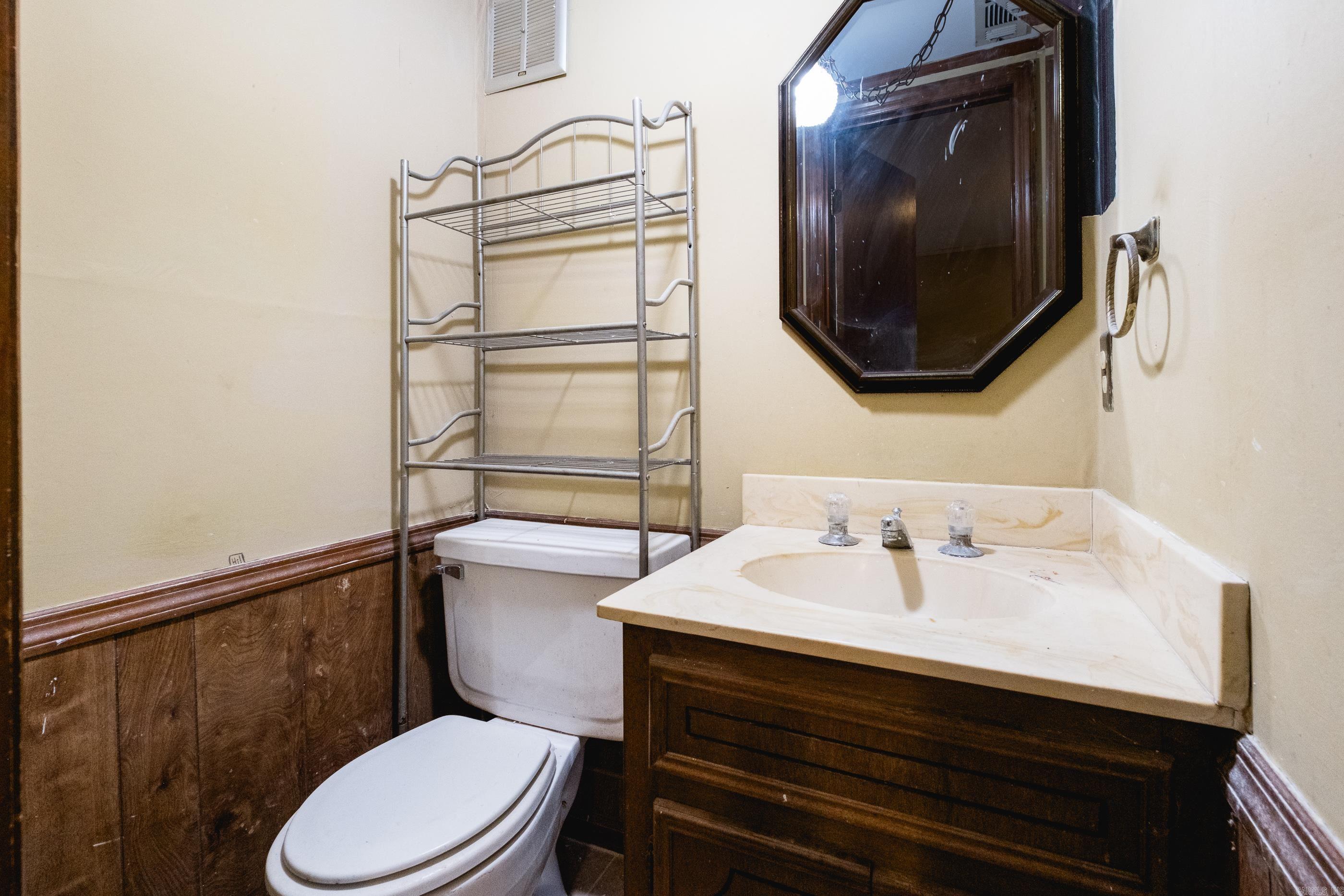 1720 Shumate  Little Rock, AR