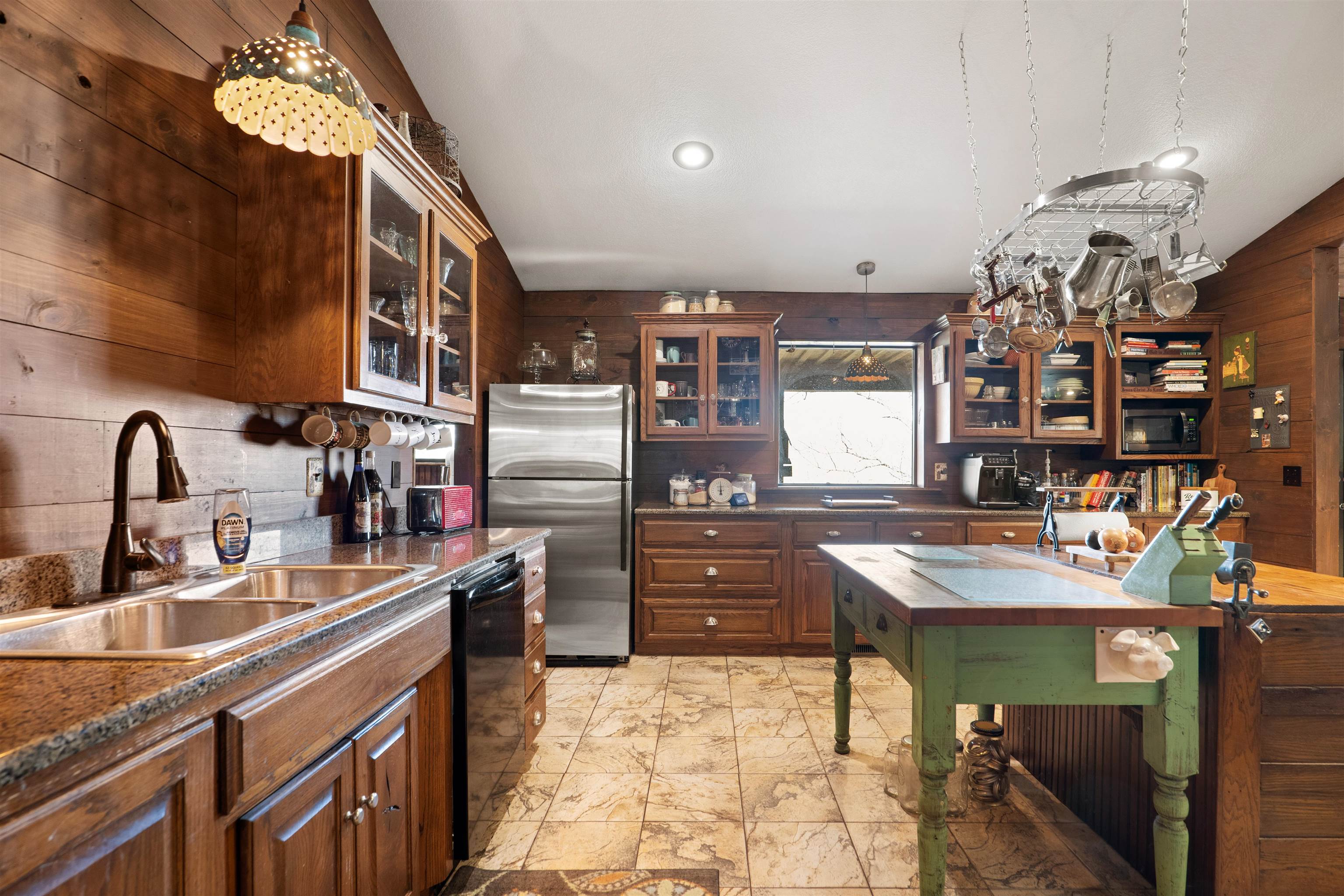 1024 Double Bridge Loop  Mountain View, AR