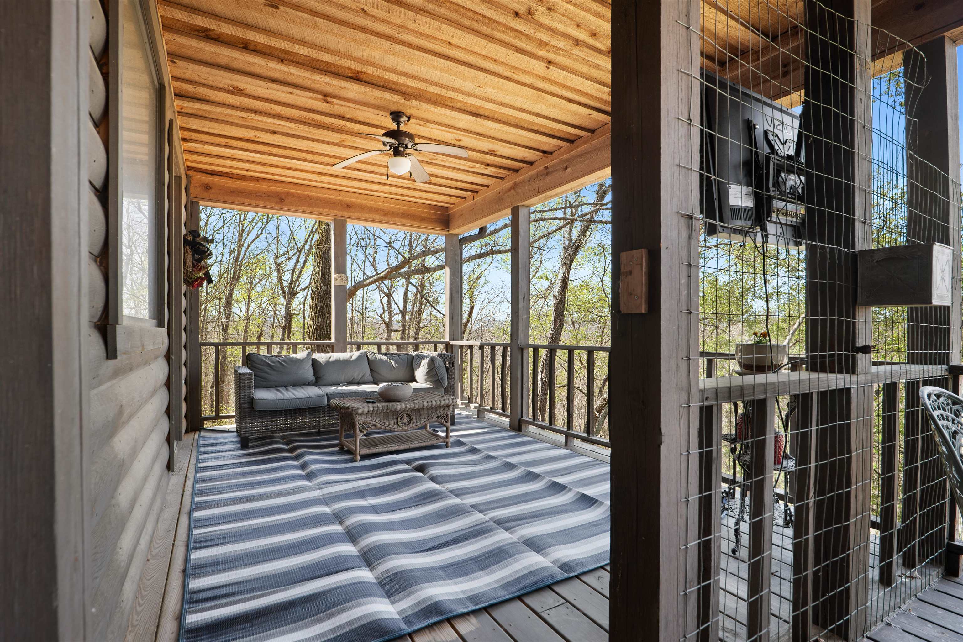 1024 Double Bridge Loop  Mountain View, AR