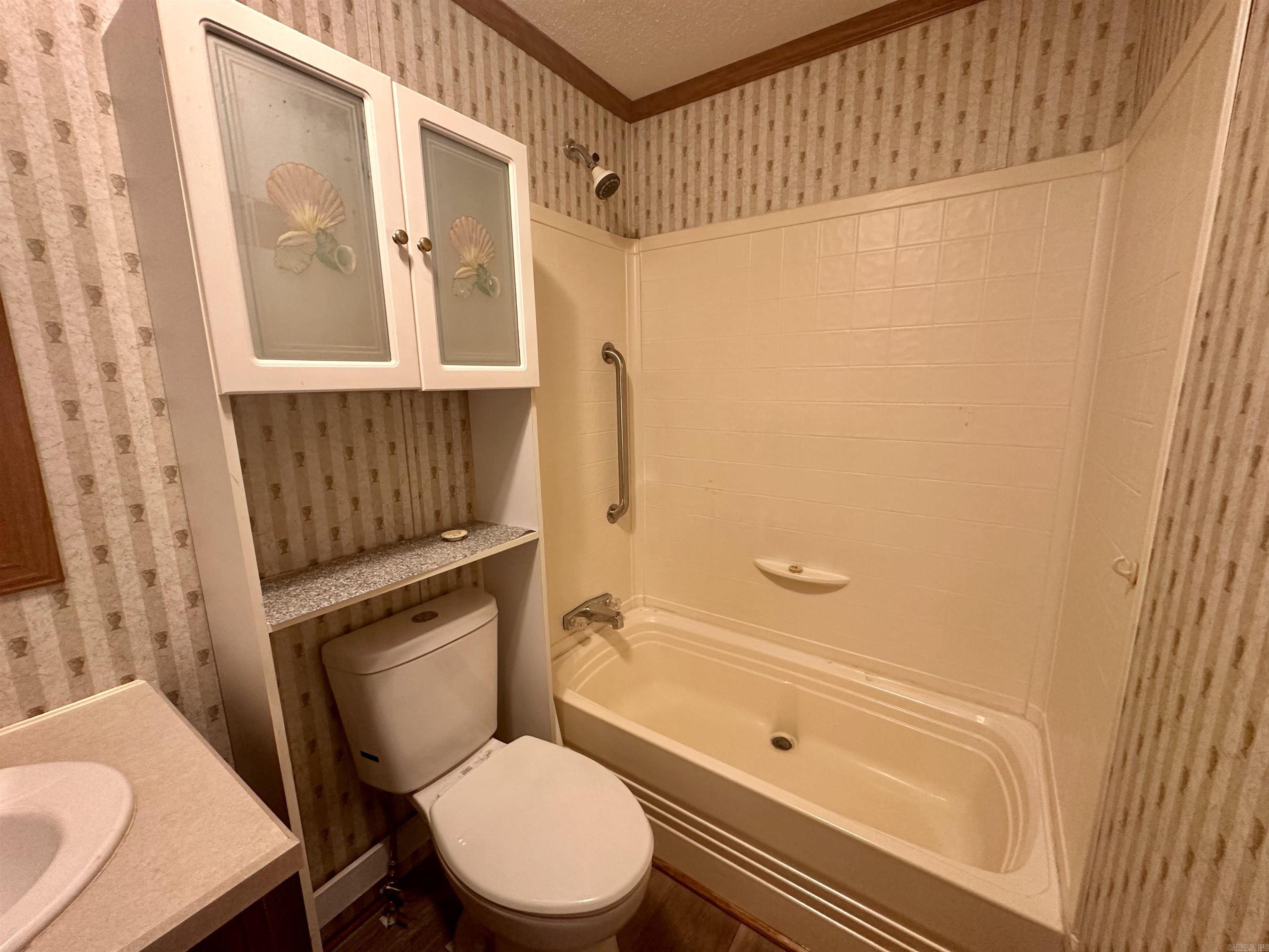 101 Latch  Heber Springs, AR