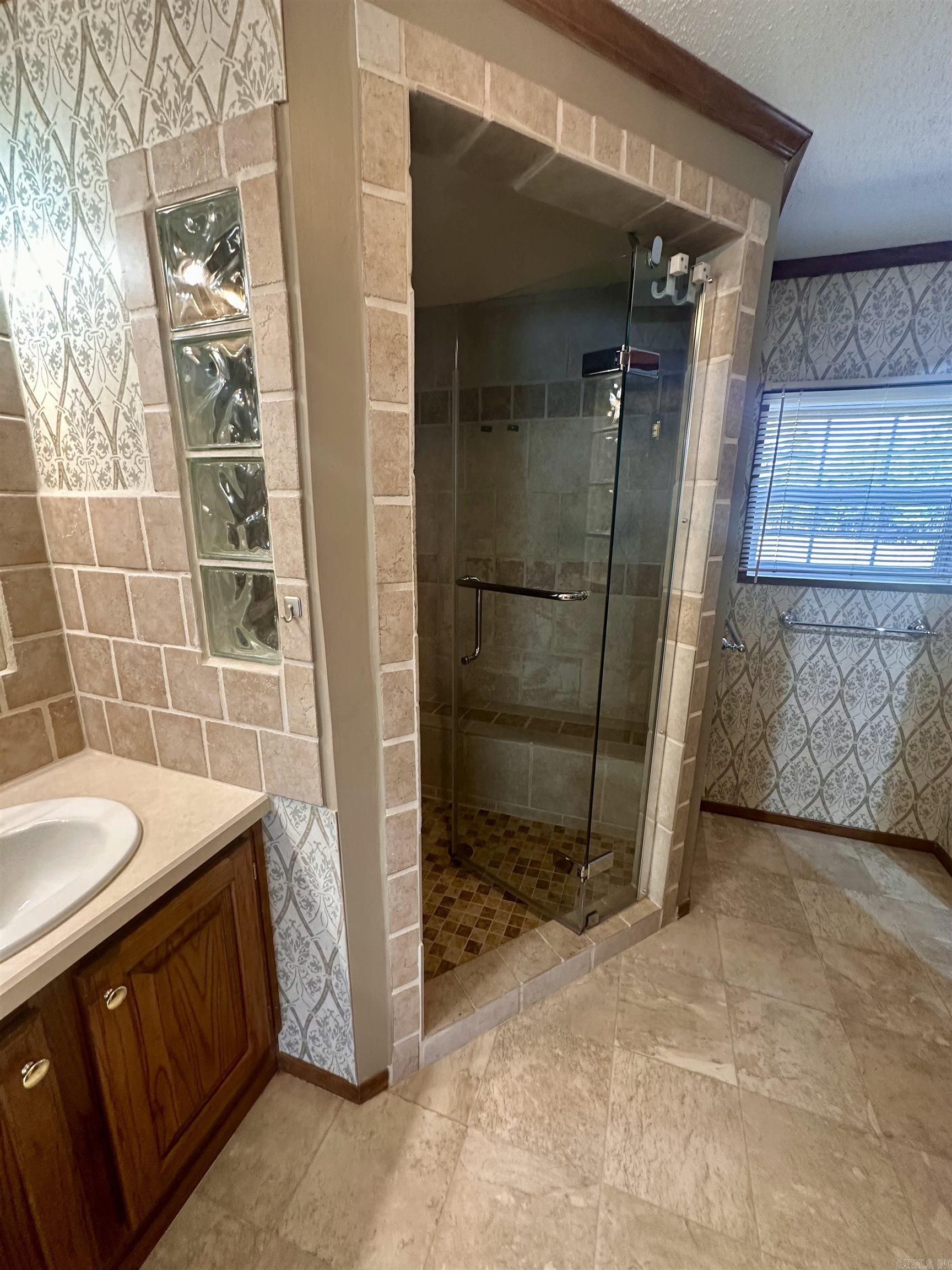 101 Latch  Heber Springs, AR