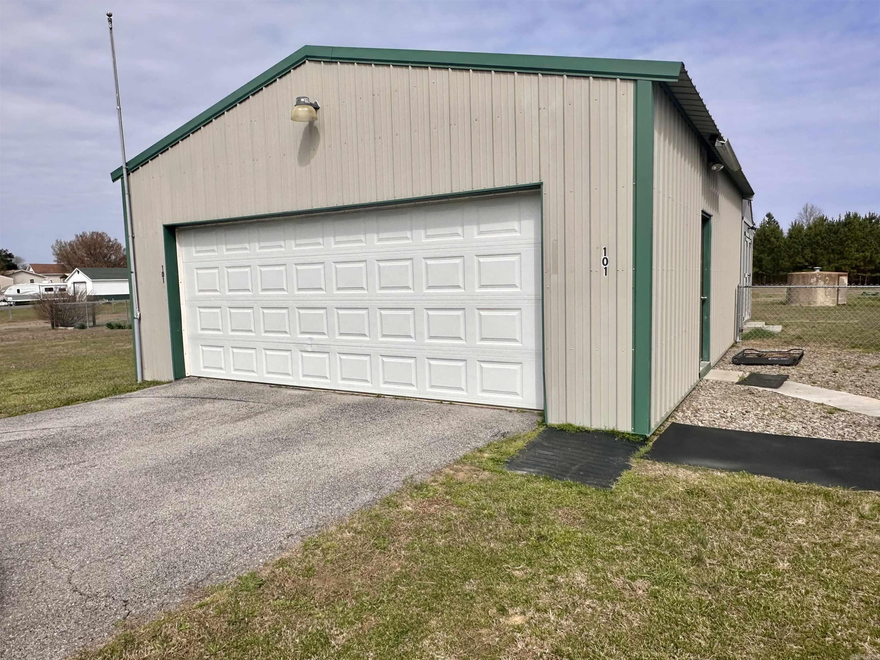 101 Latch  Heber Springs, AR