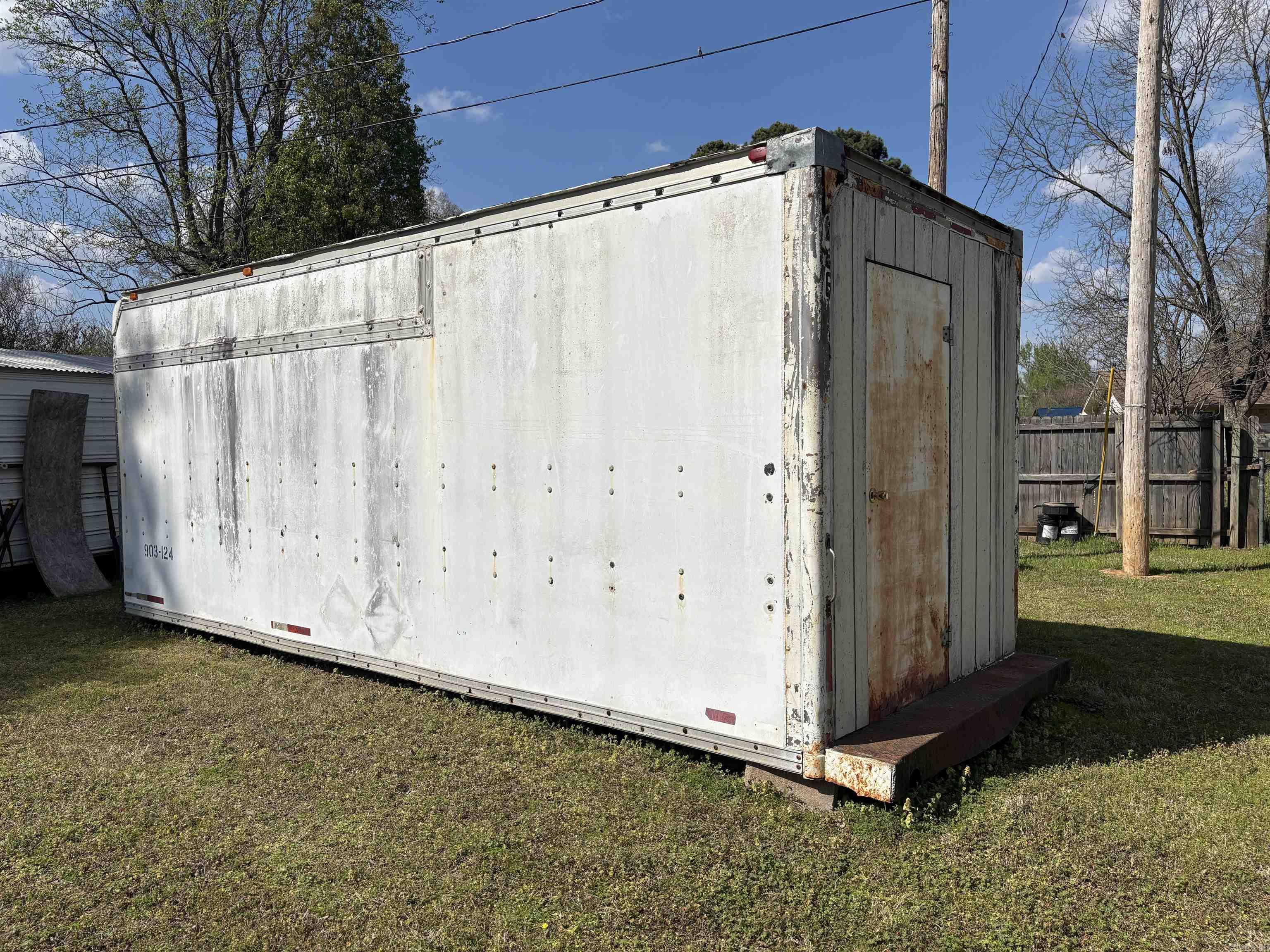 906 W Louisiana  Beebe, AR