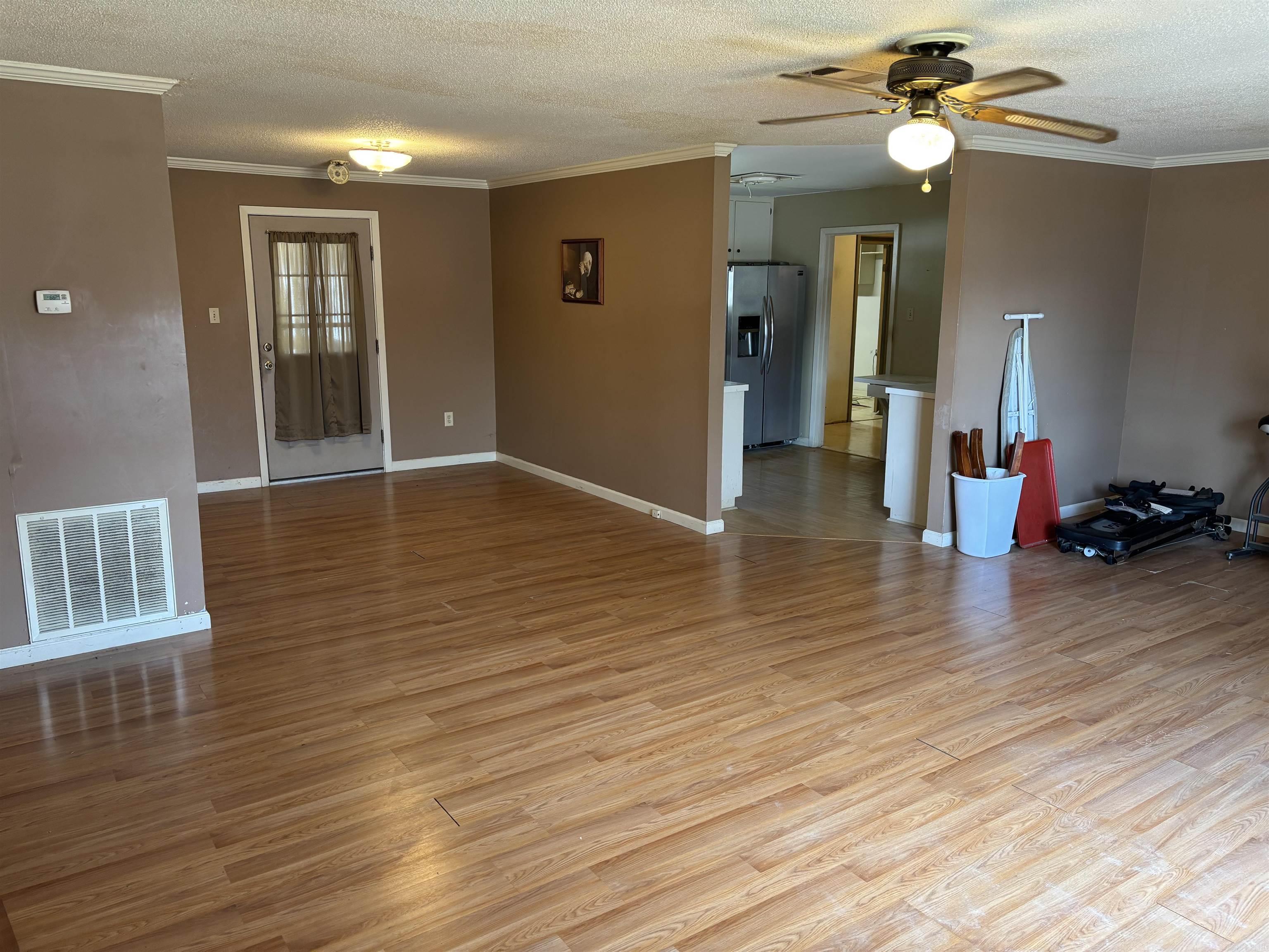 906 W Louisiana  Beebe, AR